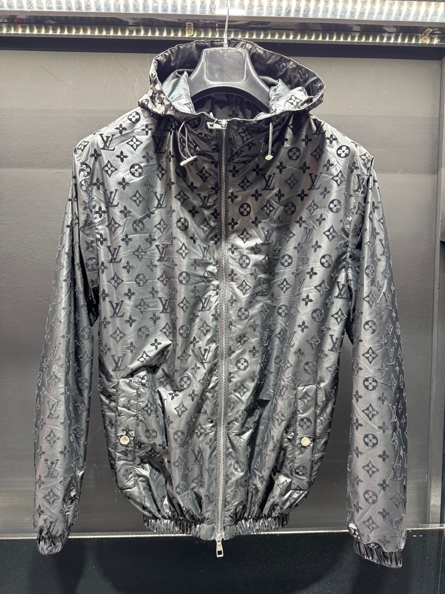 Louis Vuitton αντιανεμικό μπουφάν