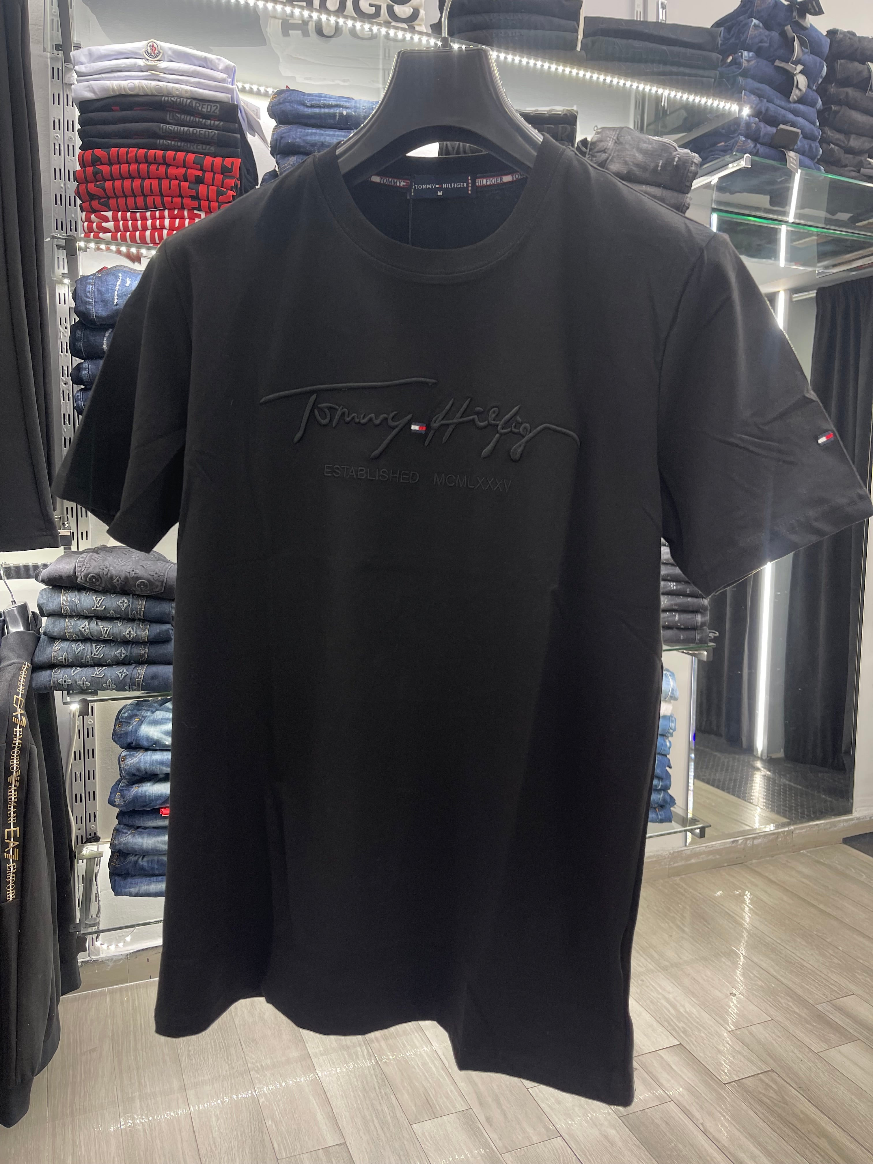 Tommy Hilfiger
