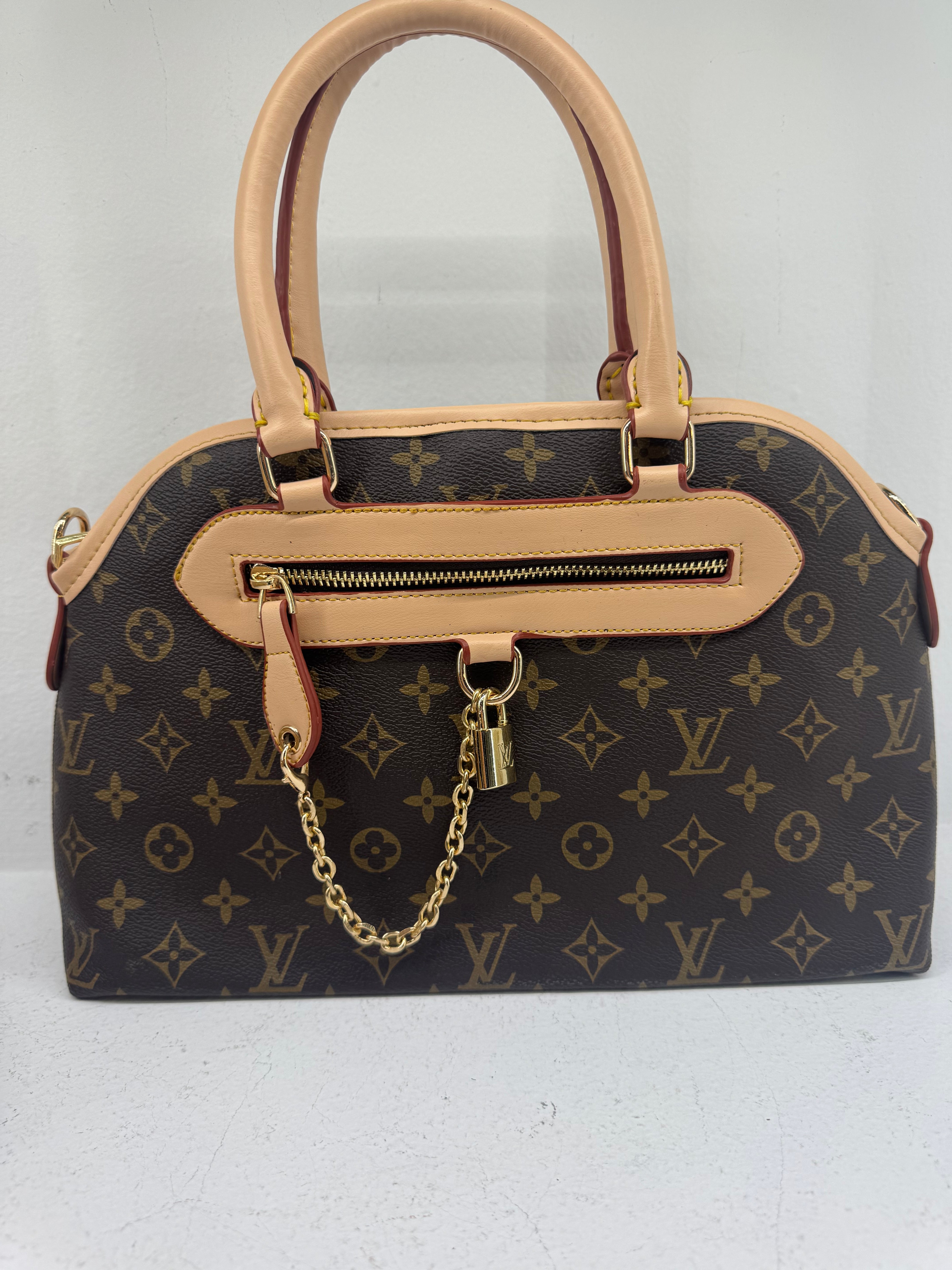 Τσάντα Louis Vuitton