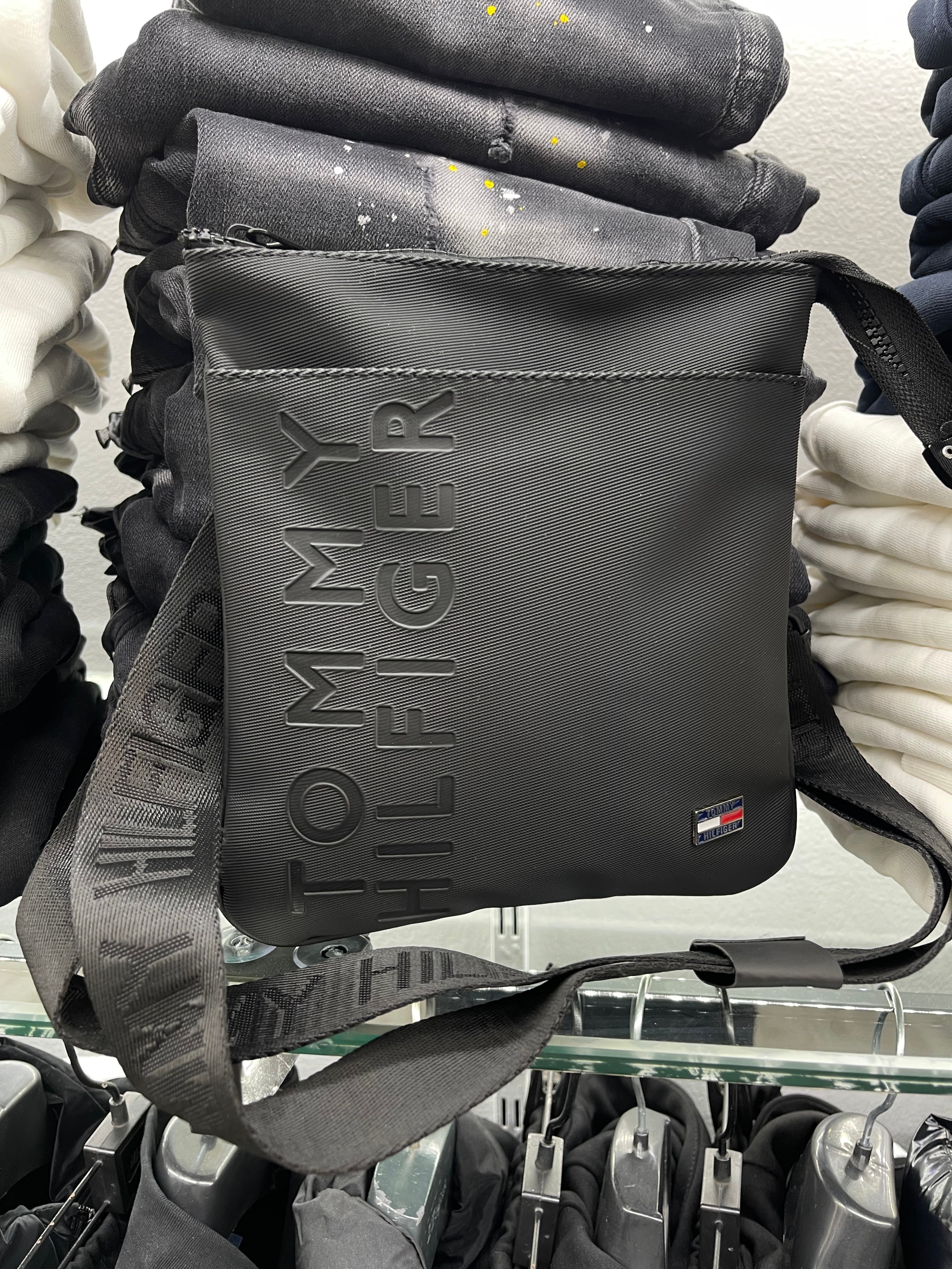 Tommy Hilfiger