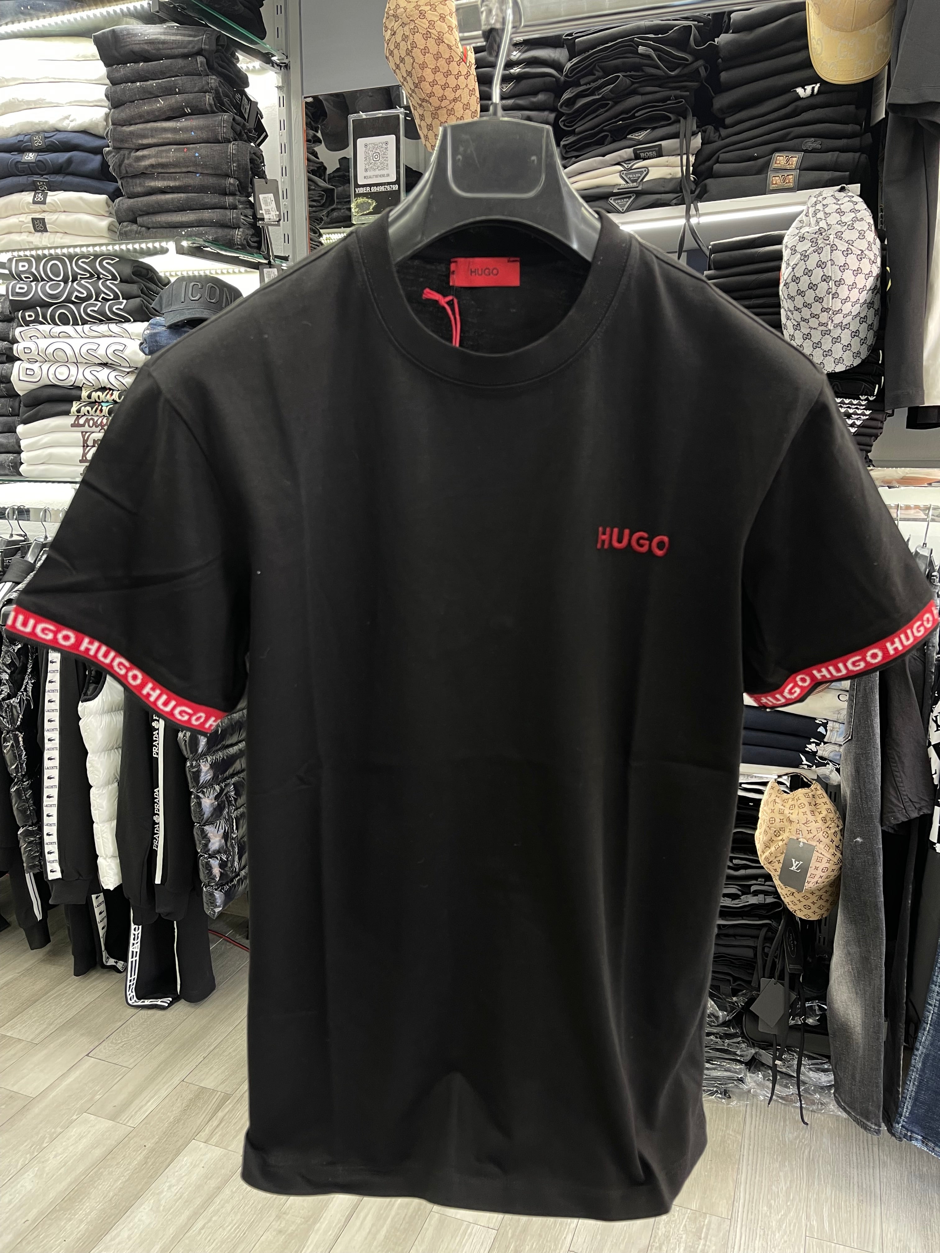 Hugo μαύρο-κόκκινο