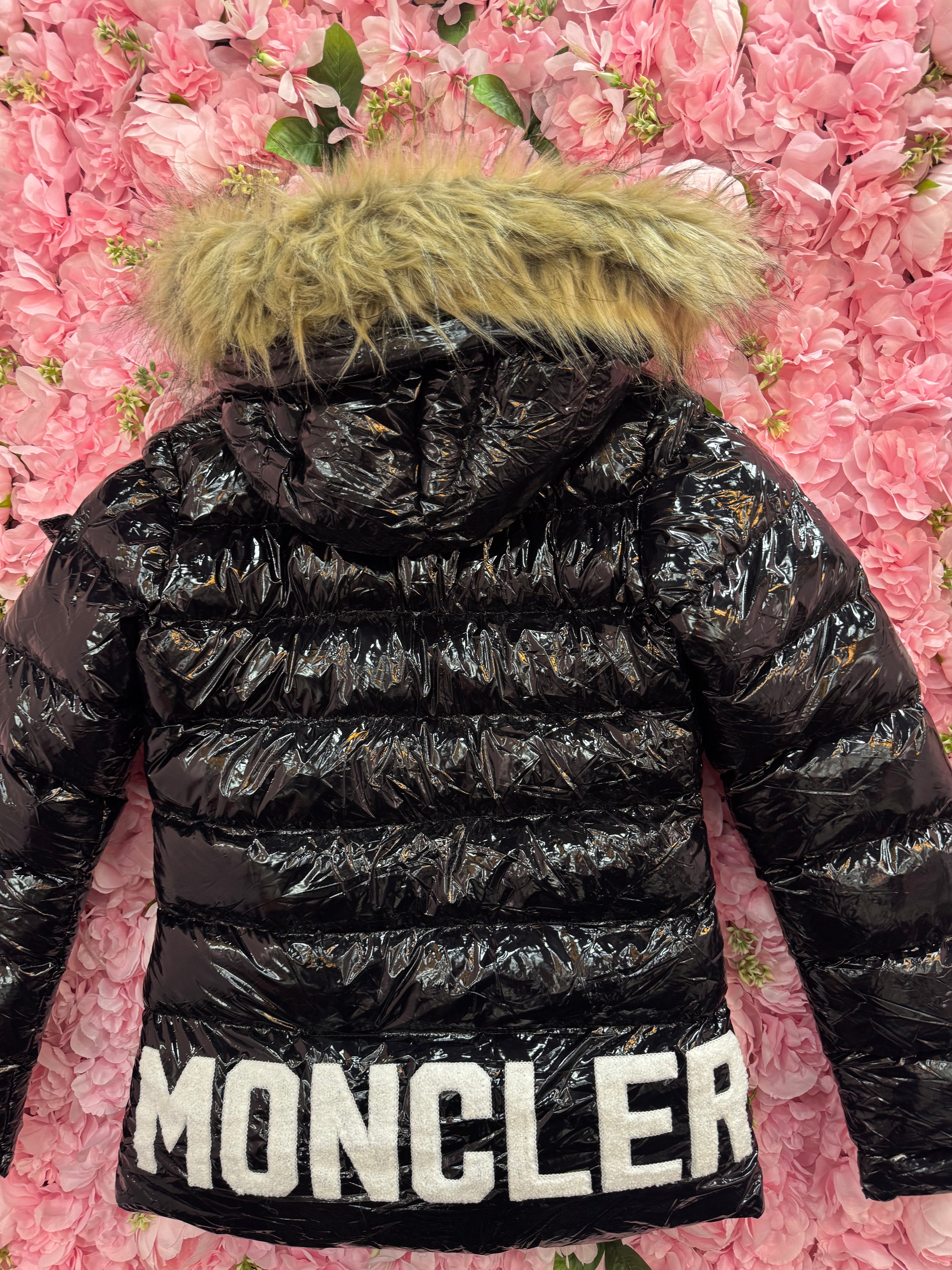 Μπουφάν Moncler γυαλιστερό