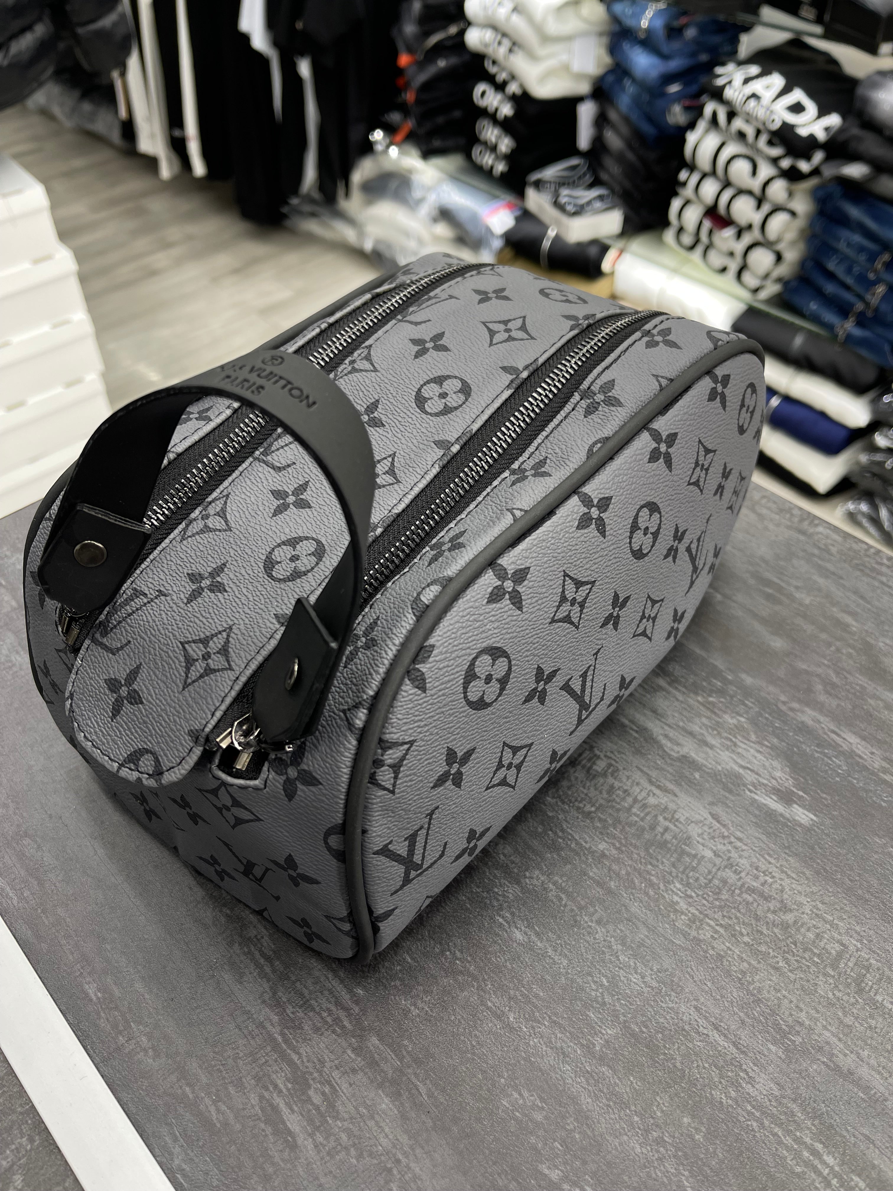 Louis Vuitton monogram γκρι