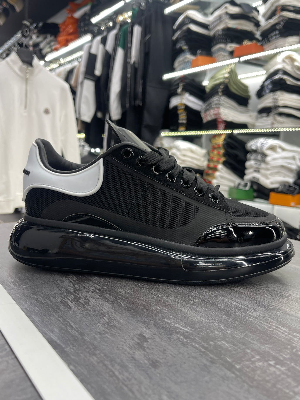 Alexander McQueen μαύρο-λευκό