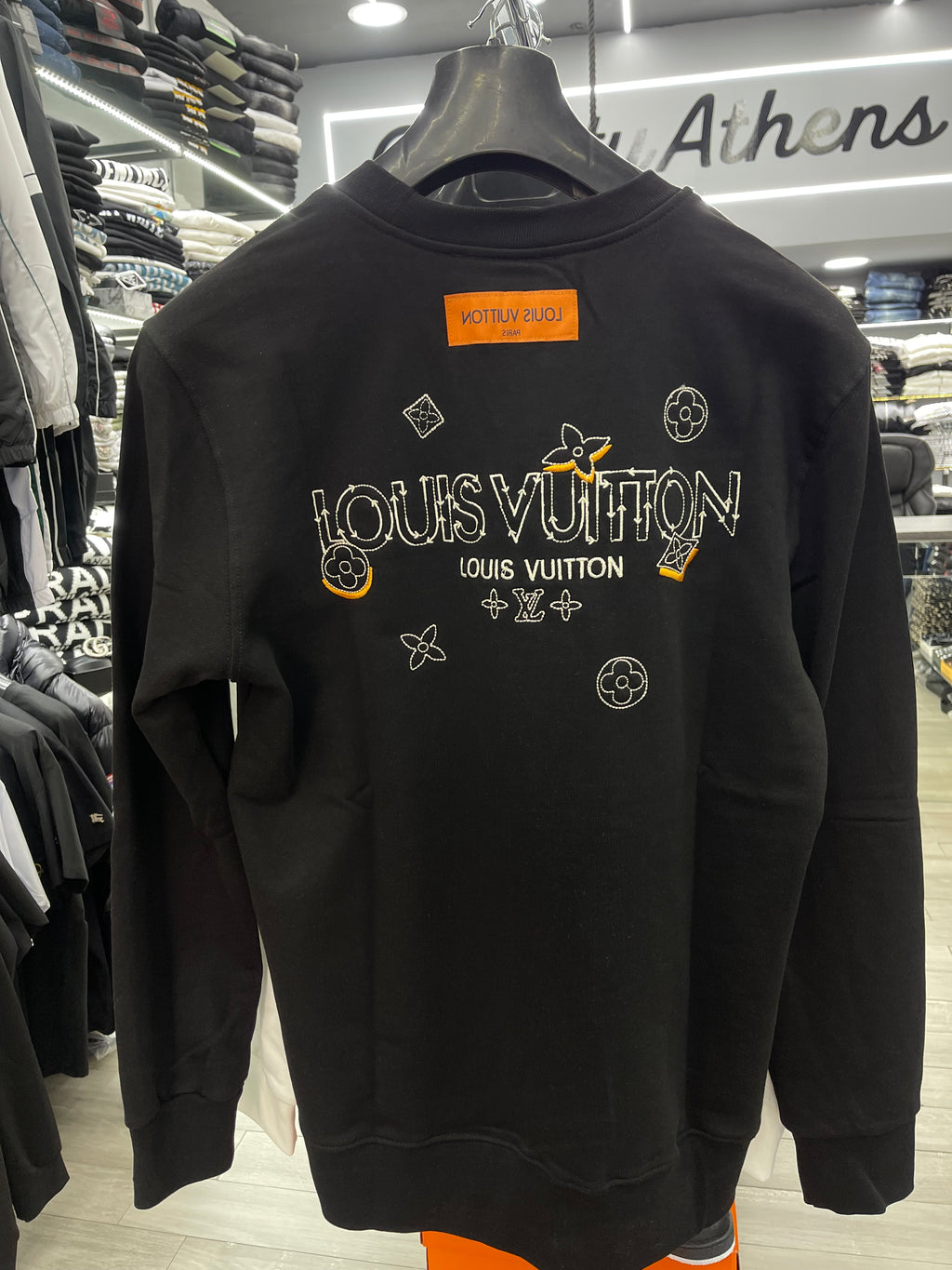 Louis Vuitton μαύρο