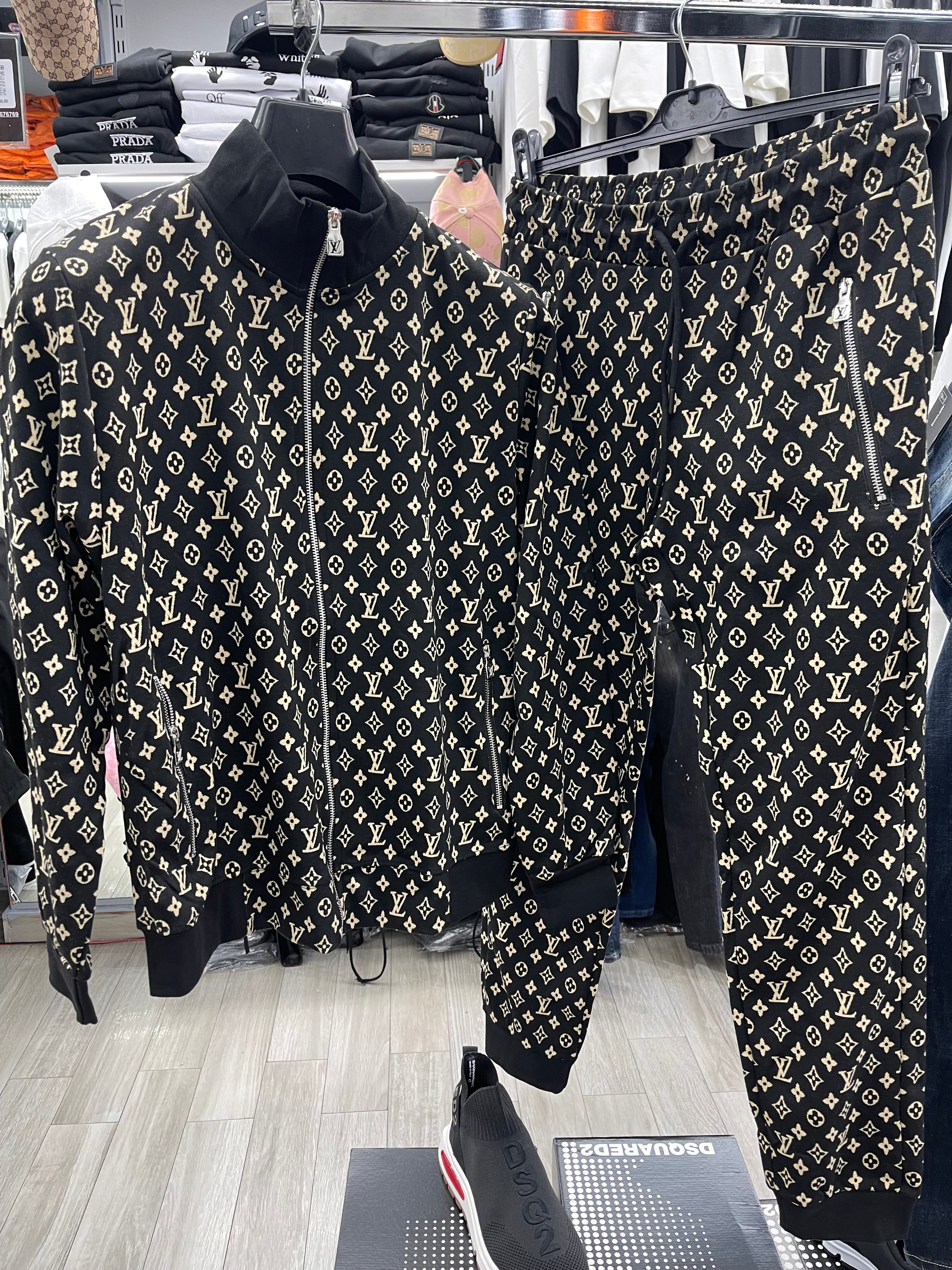 Louis Vuitton σετ