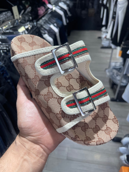 Gucci Μπεζ