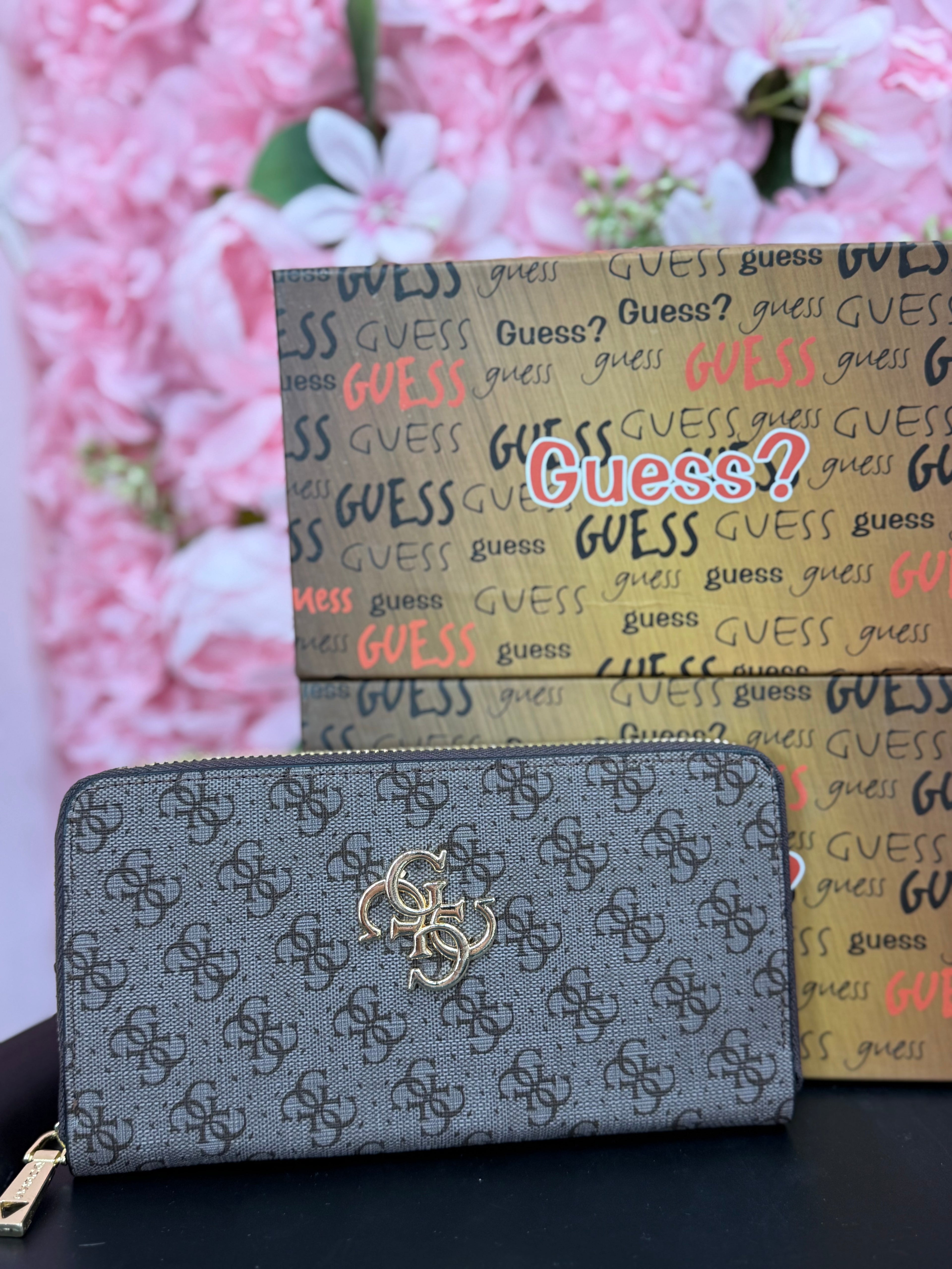 Πορτοφόλι Guess