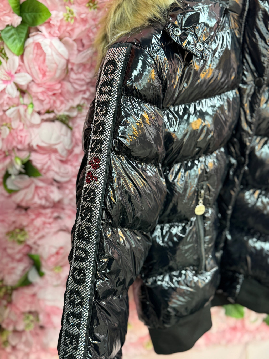 Μπουφάν Guess