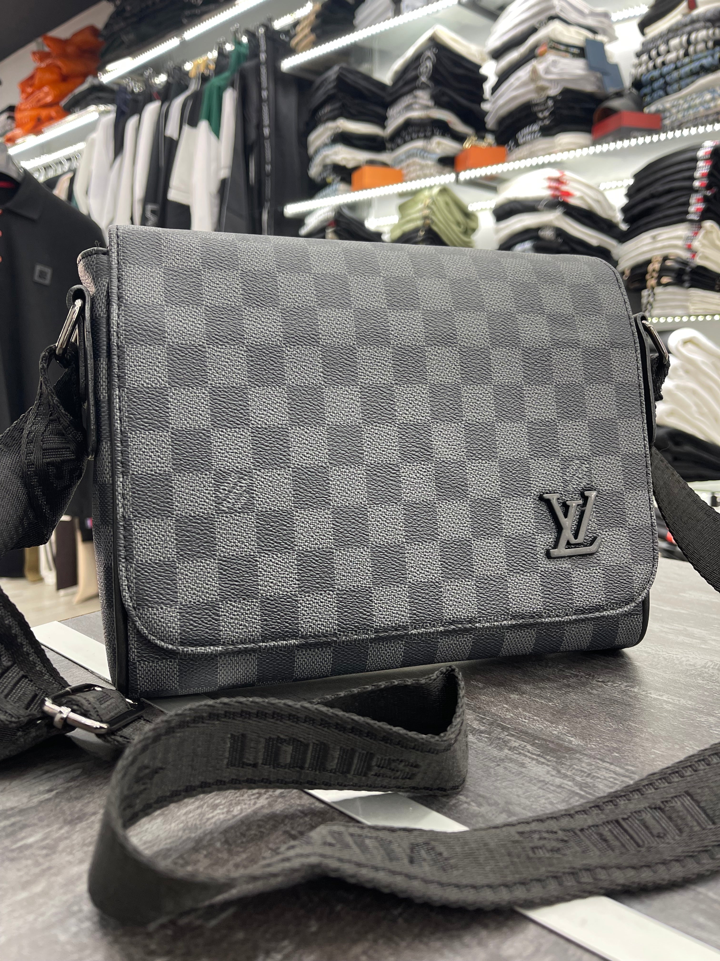 Louis Vuitton damier