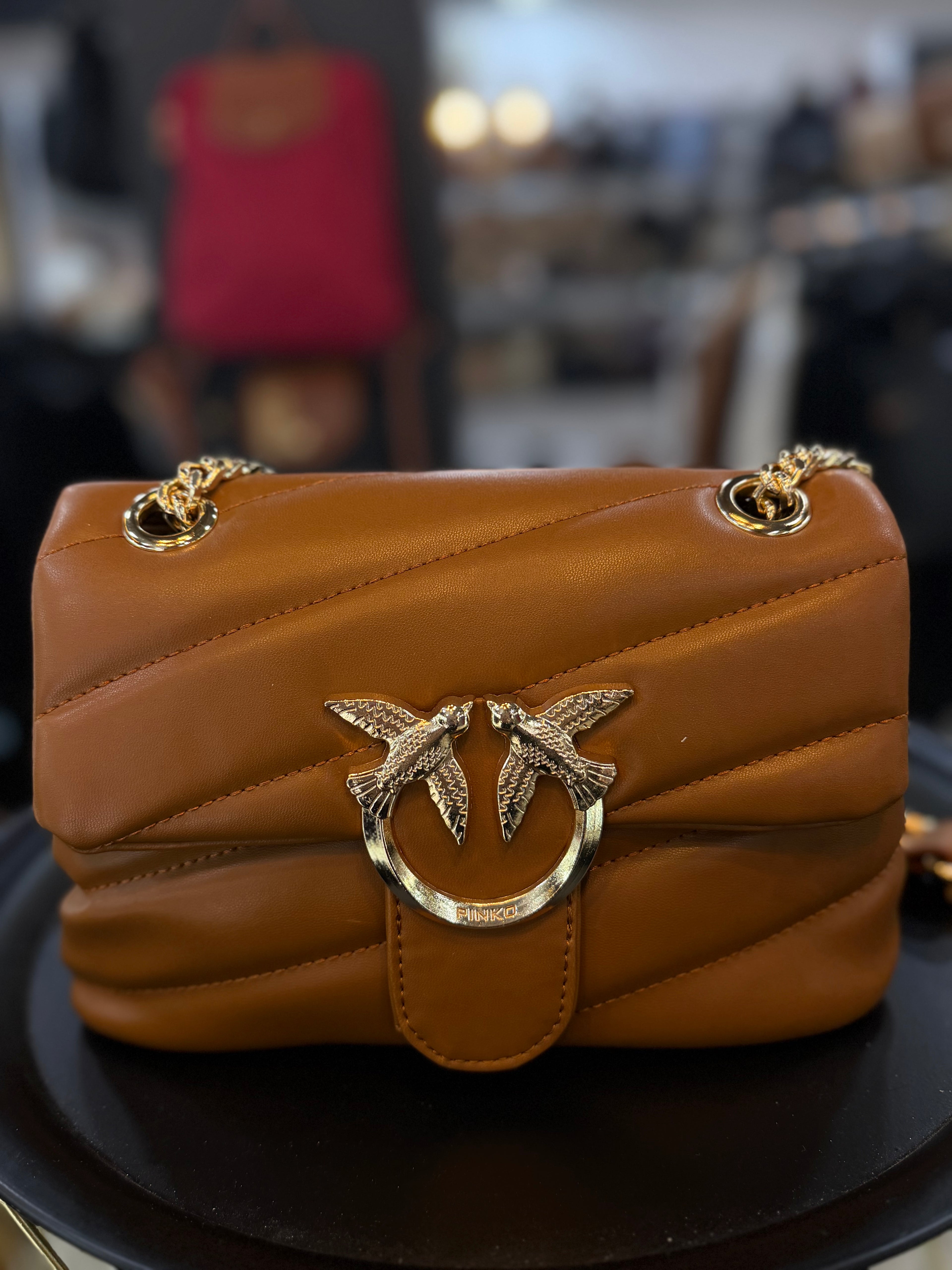 Pinko ταμπά