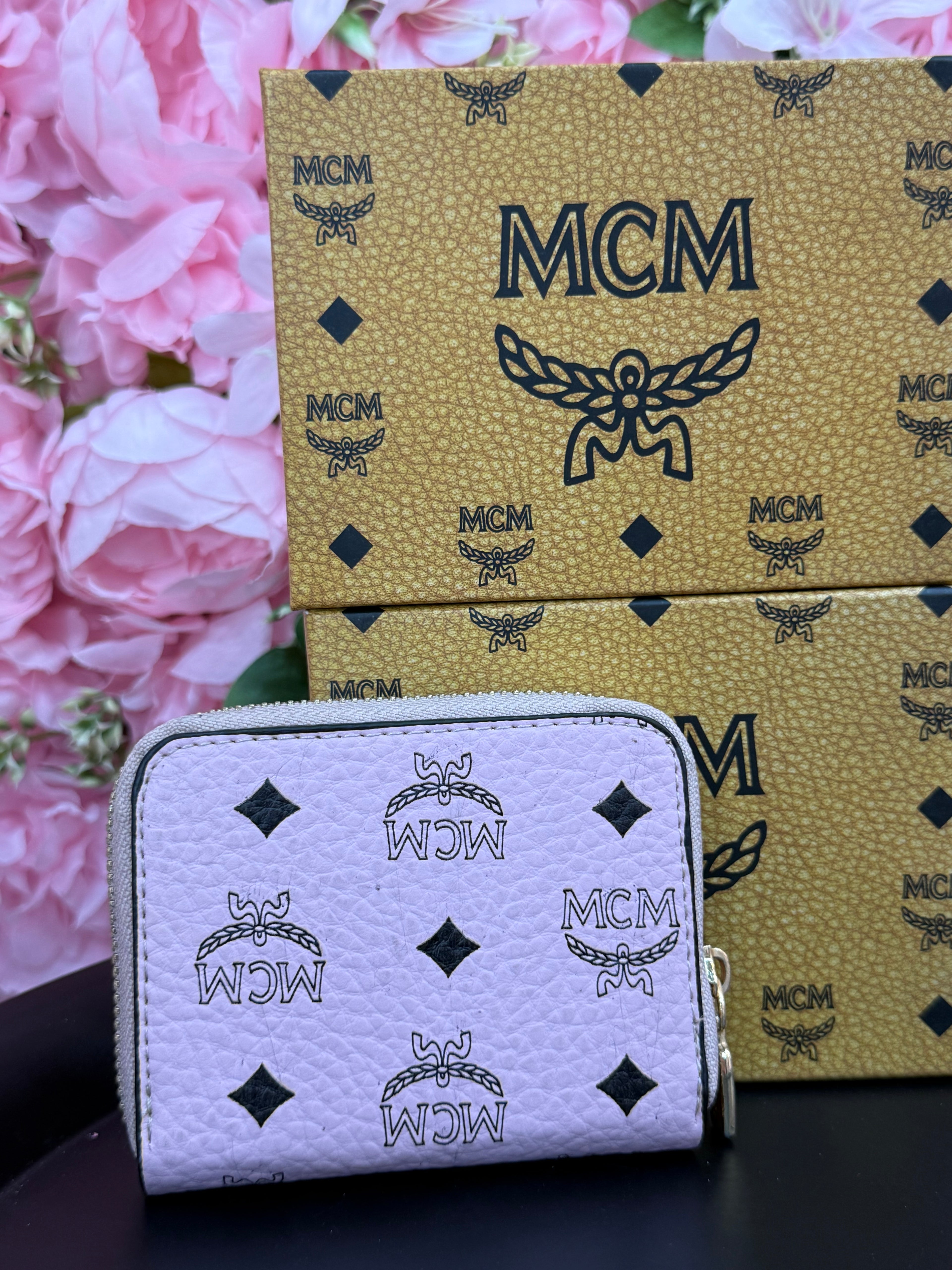 πορτοφόλι Mcm