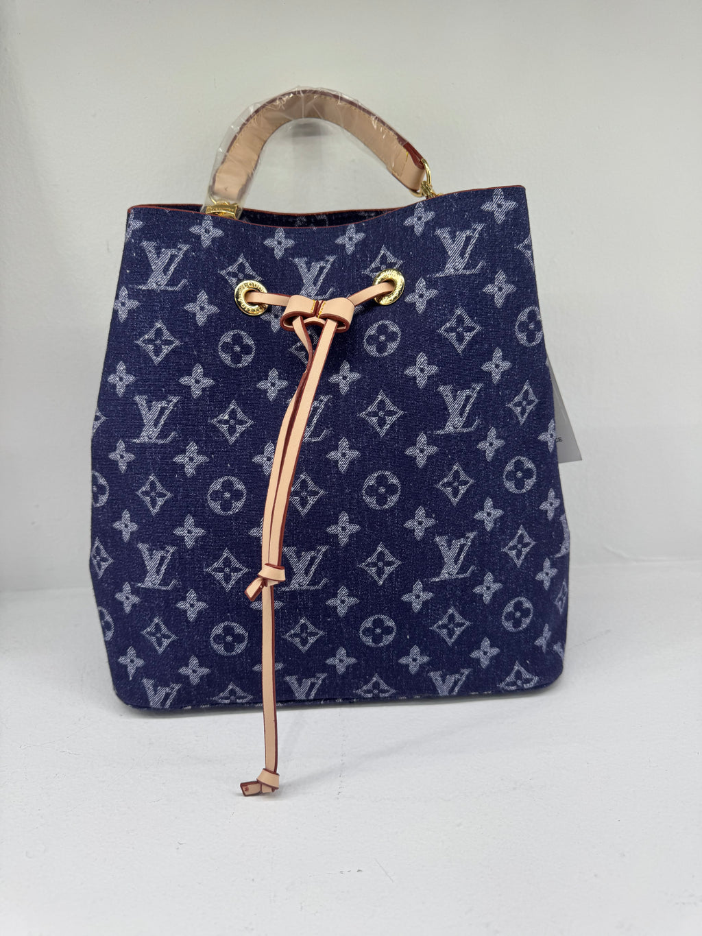Τσαντα πουγκί Louis Vuitton