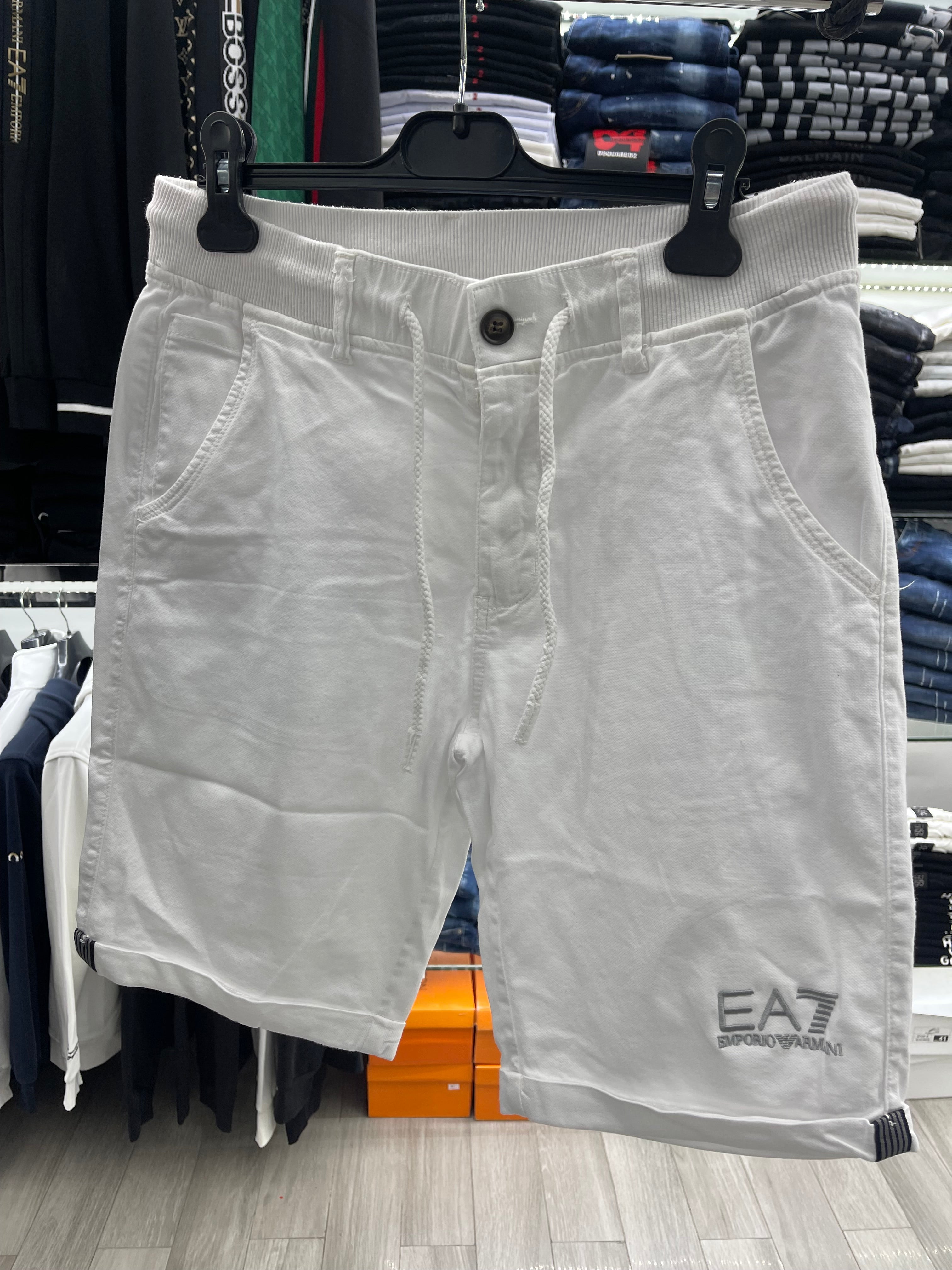 EA7