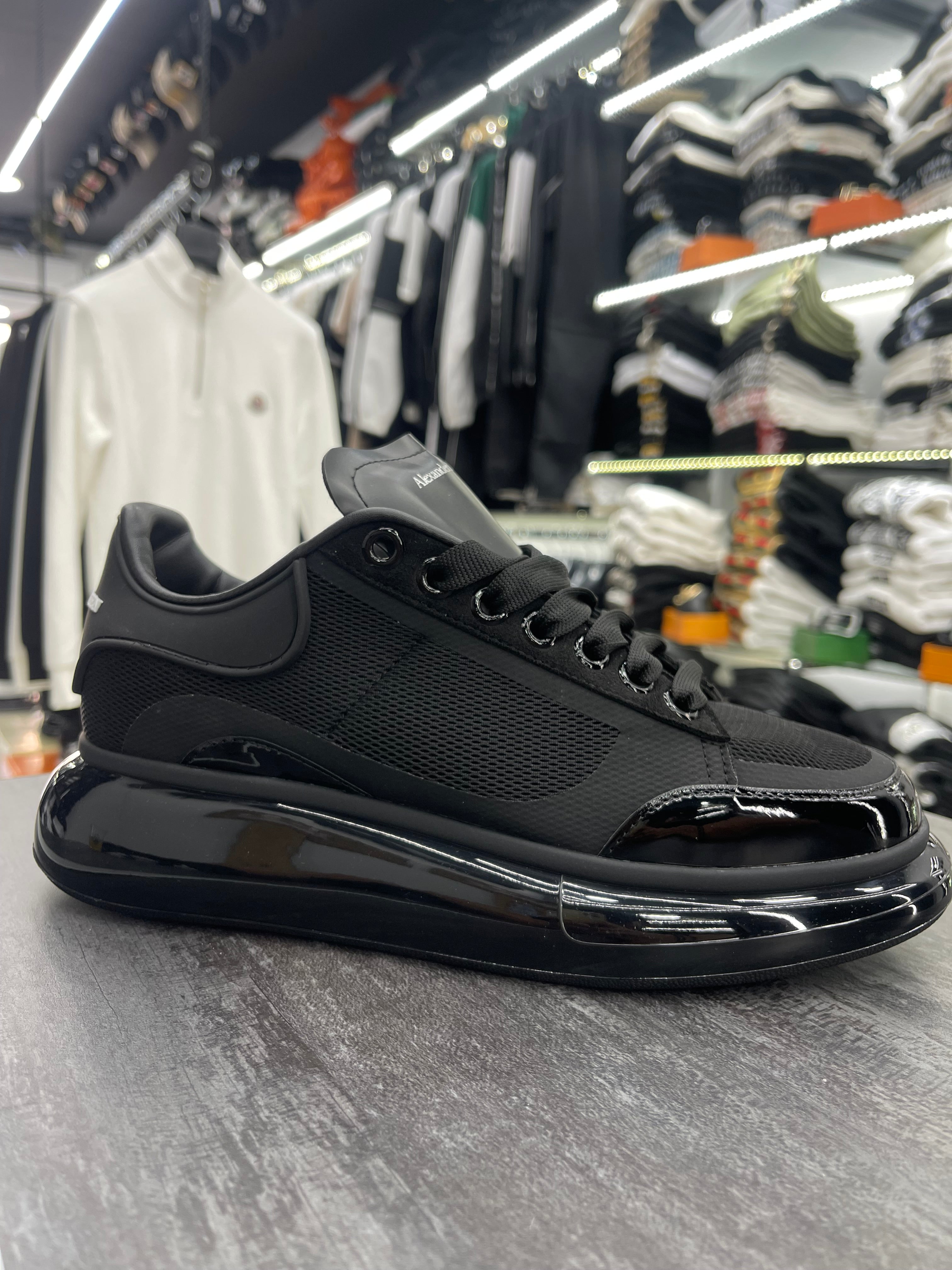 Alexander McQueen μαύρο