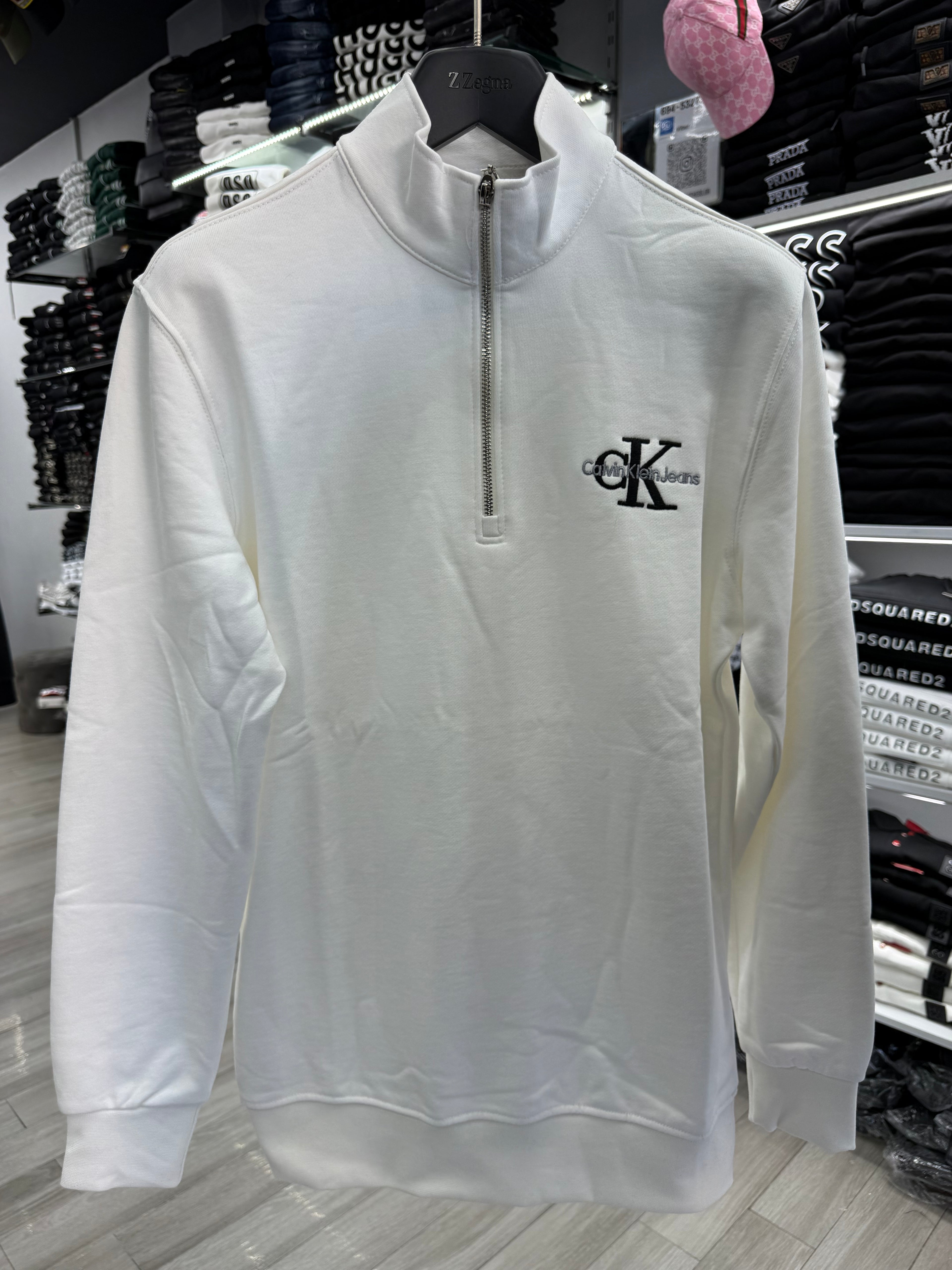 Calvin Klein με φερμουάρ λευκό