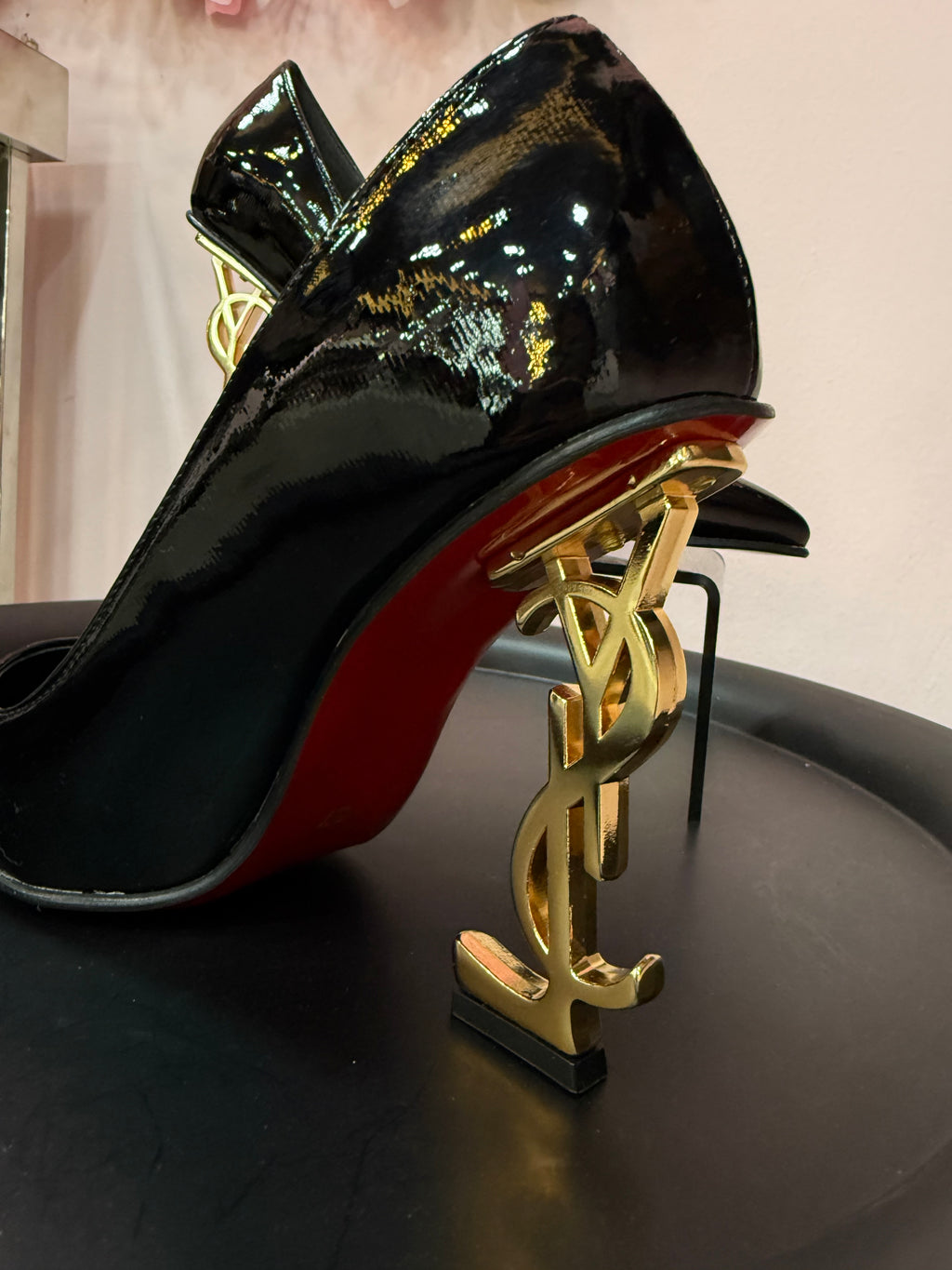 Γόβα YSL