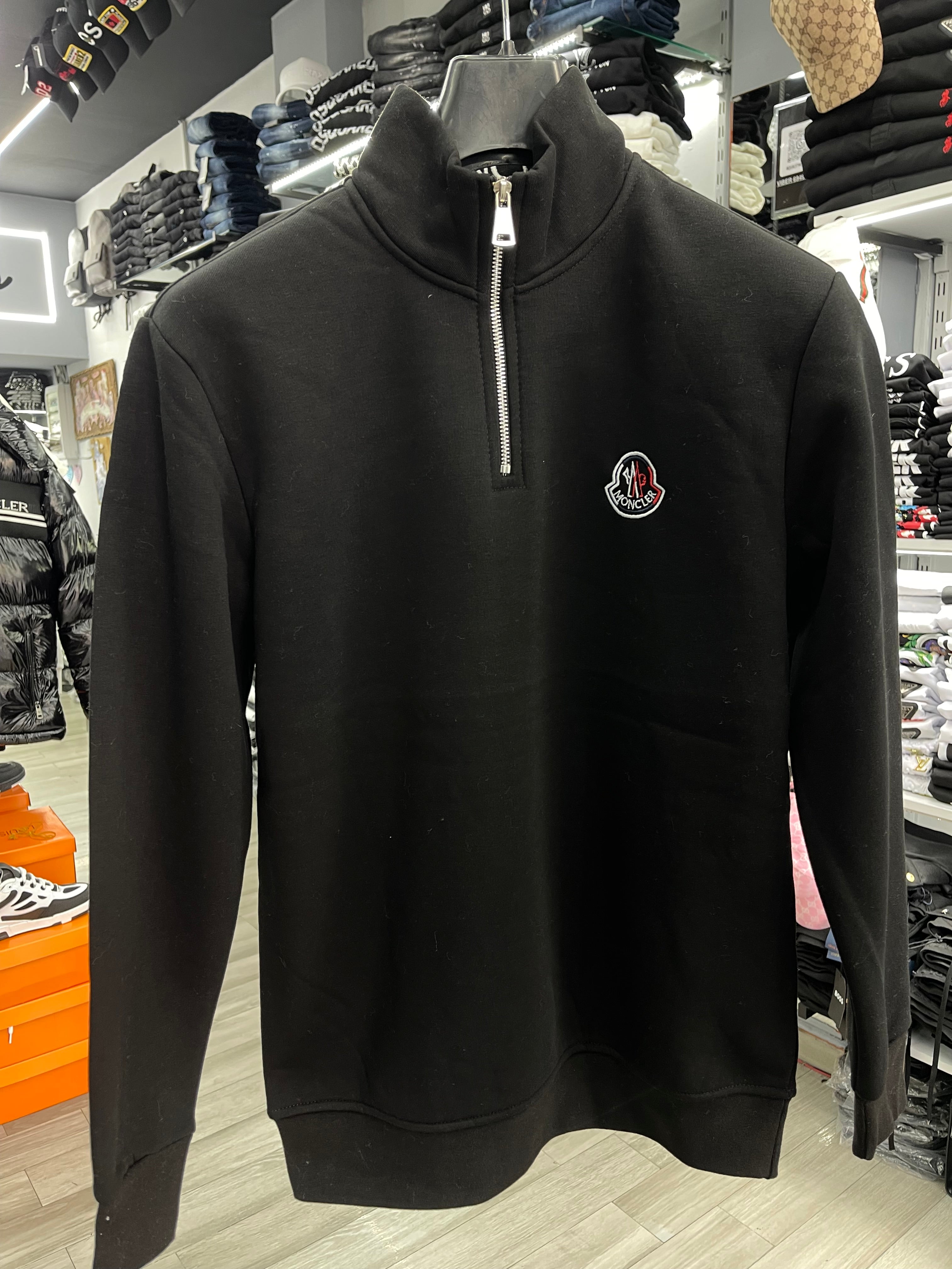 Moncler με φερμουάρ μαύρο