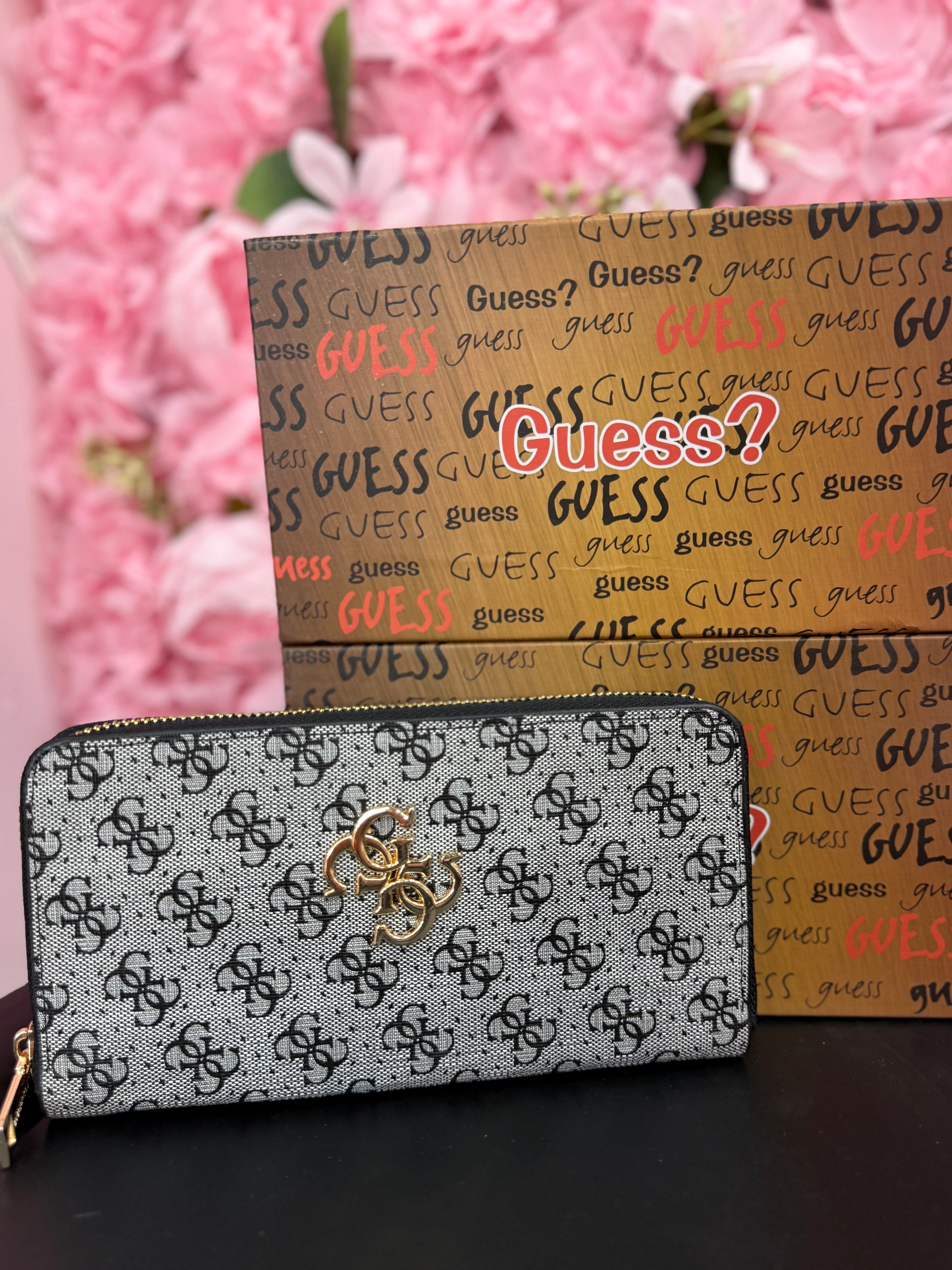 Πορτοφόλι Guess