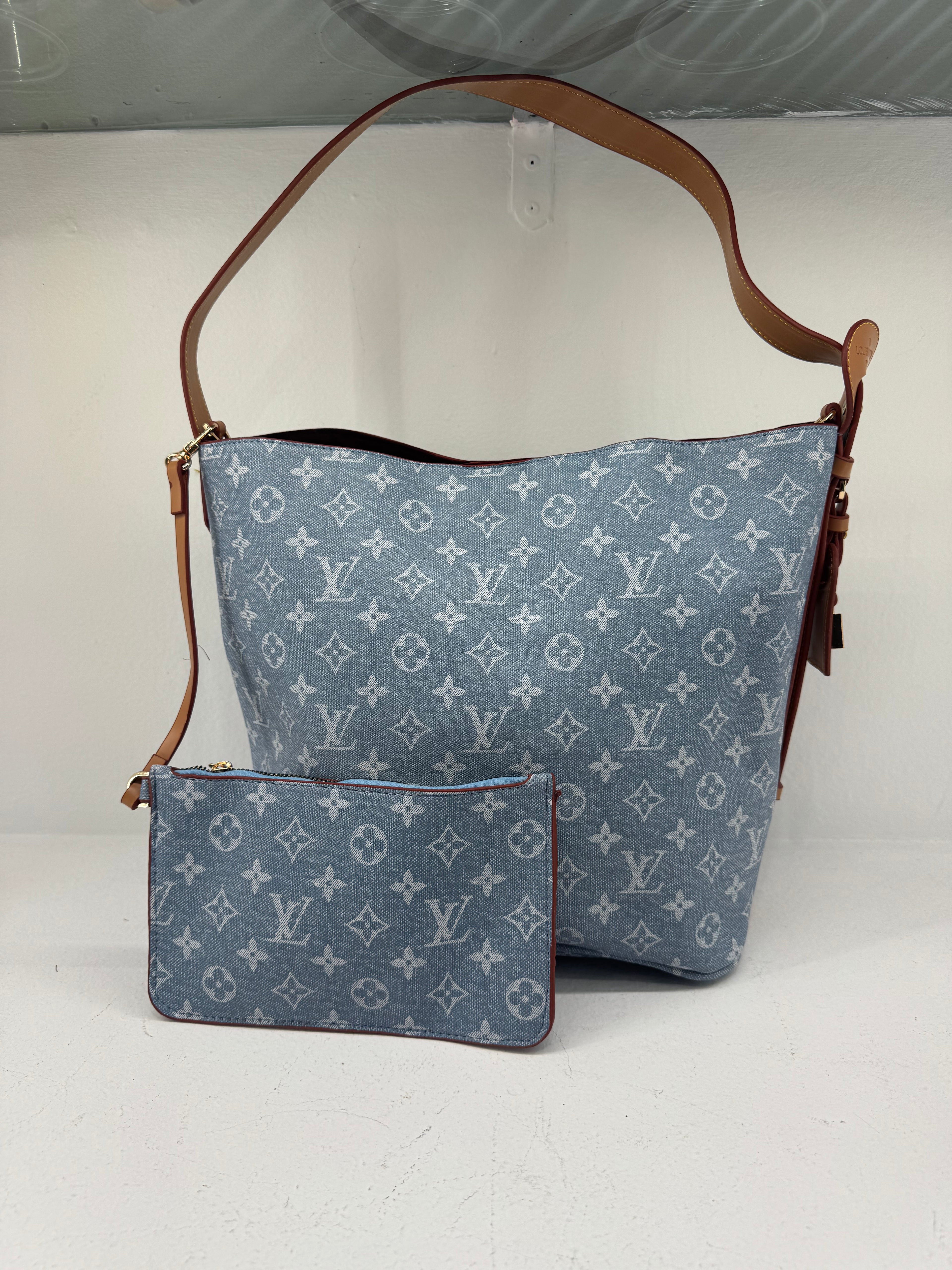 Τσάντα Louis Vuitton