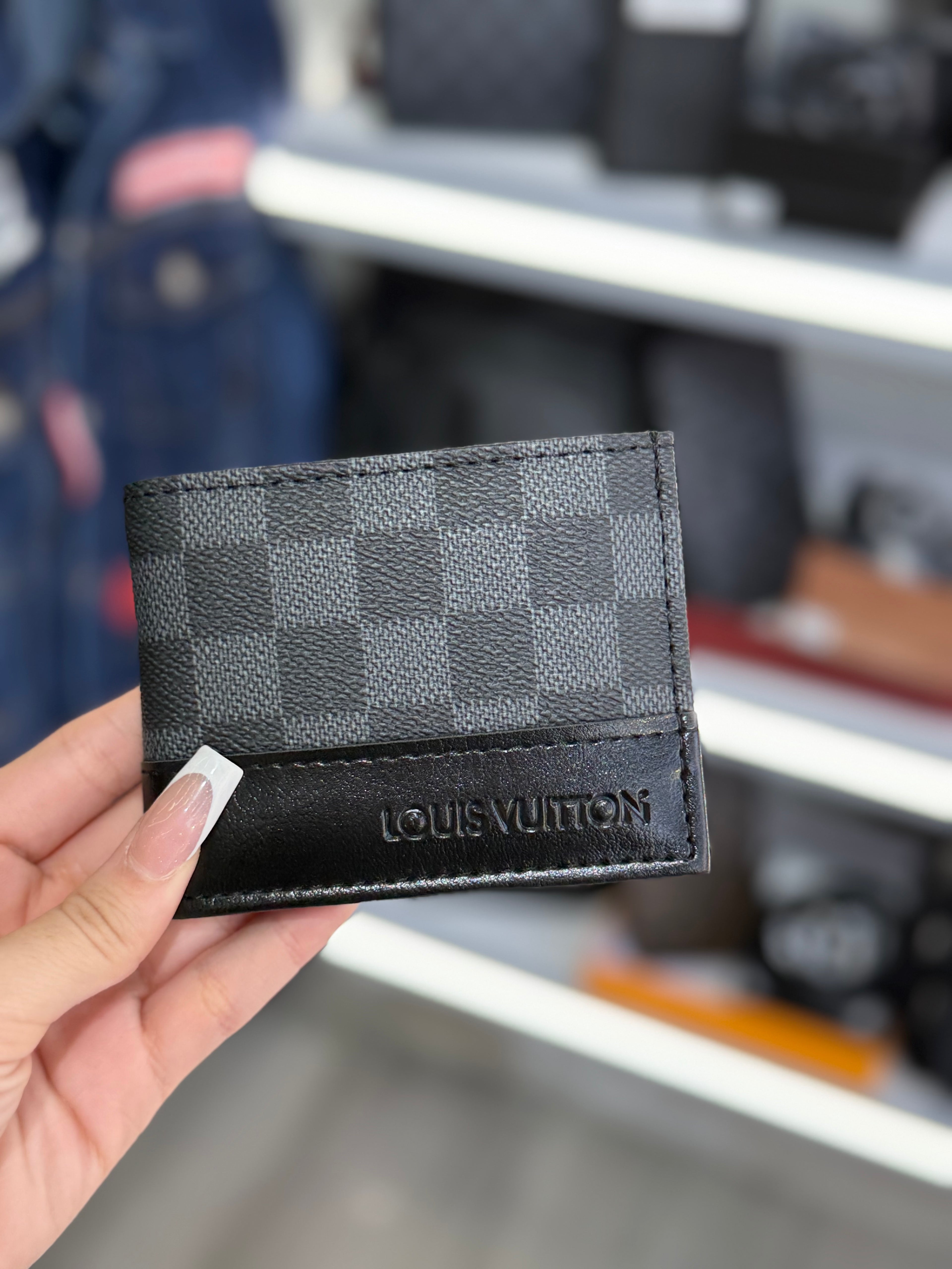 Louis Vuitton Damier