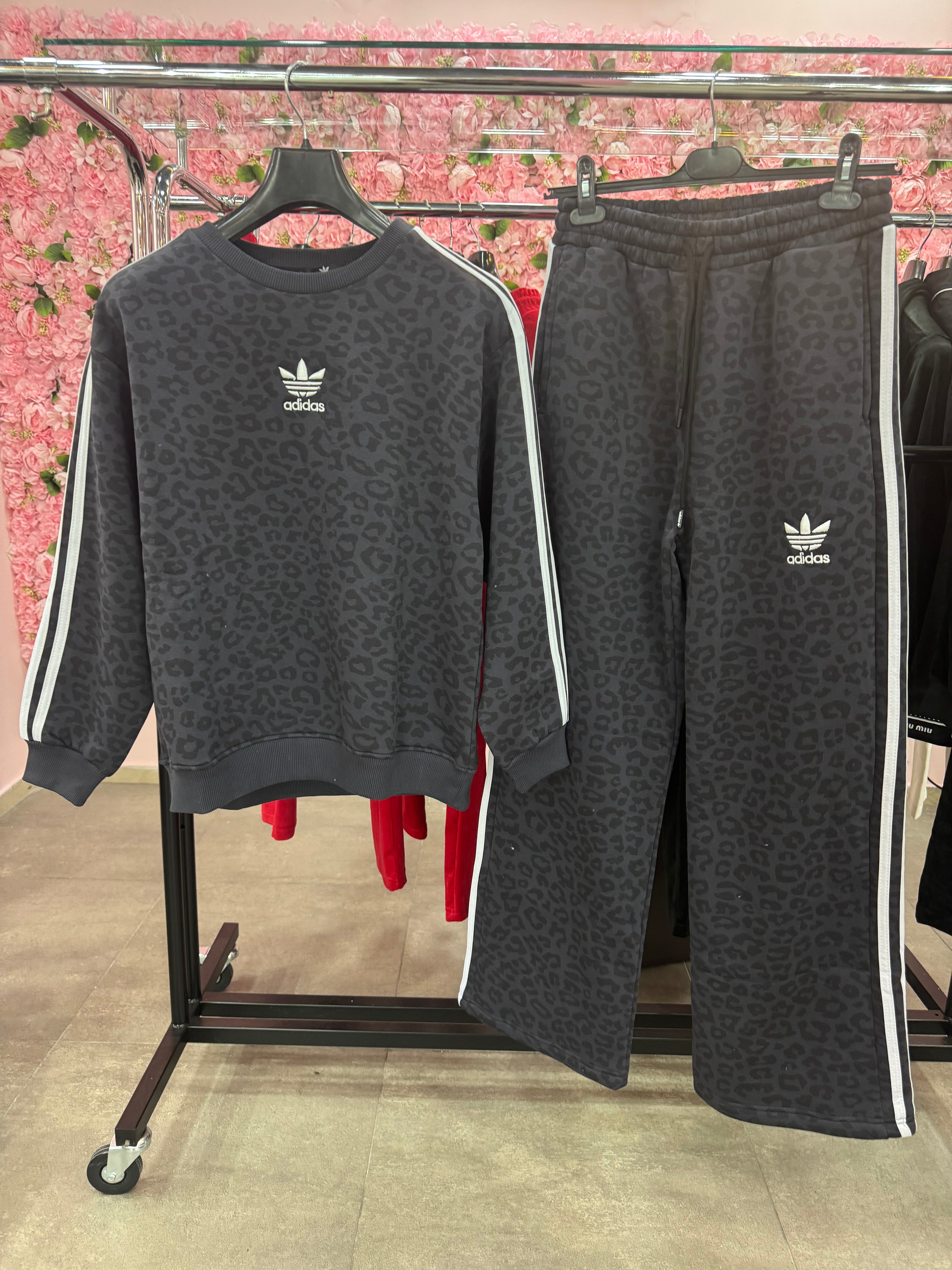 Σετ Adidas γκρι