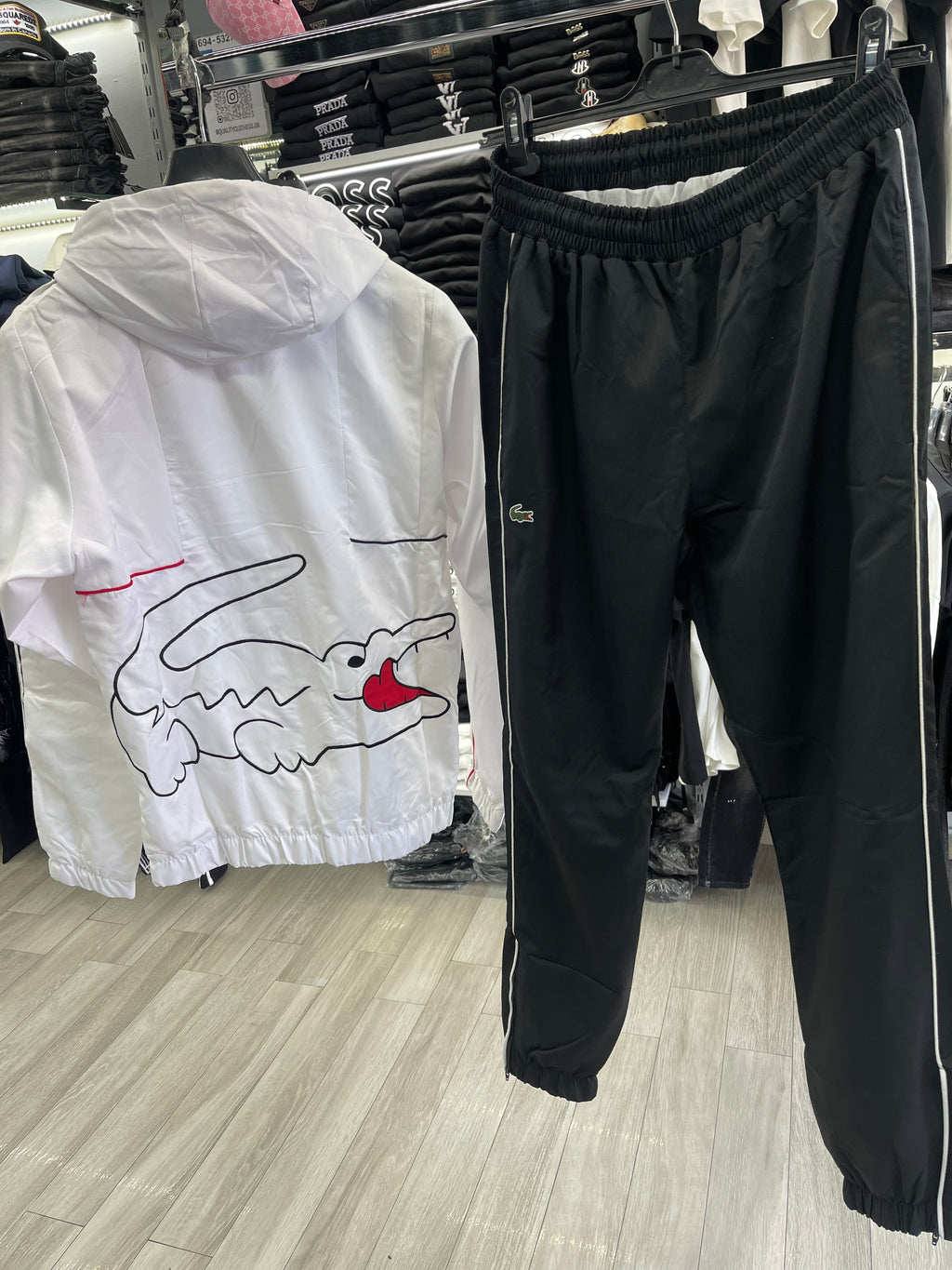 Lacoste αντιανεμικό