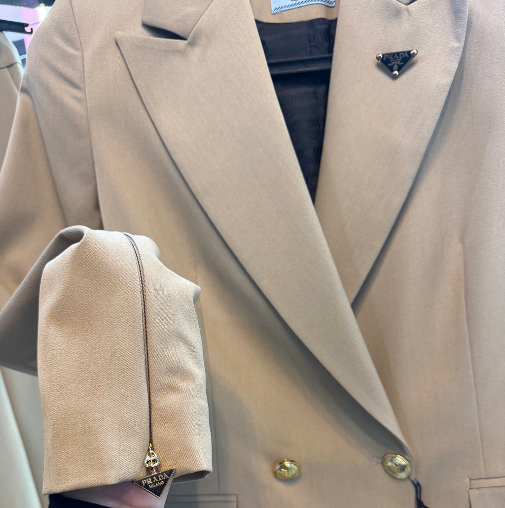 Prada σετ κοστούμι