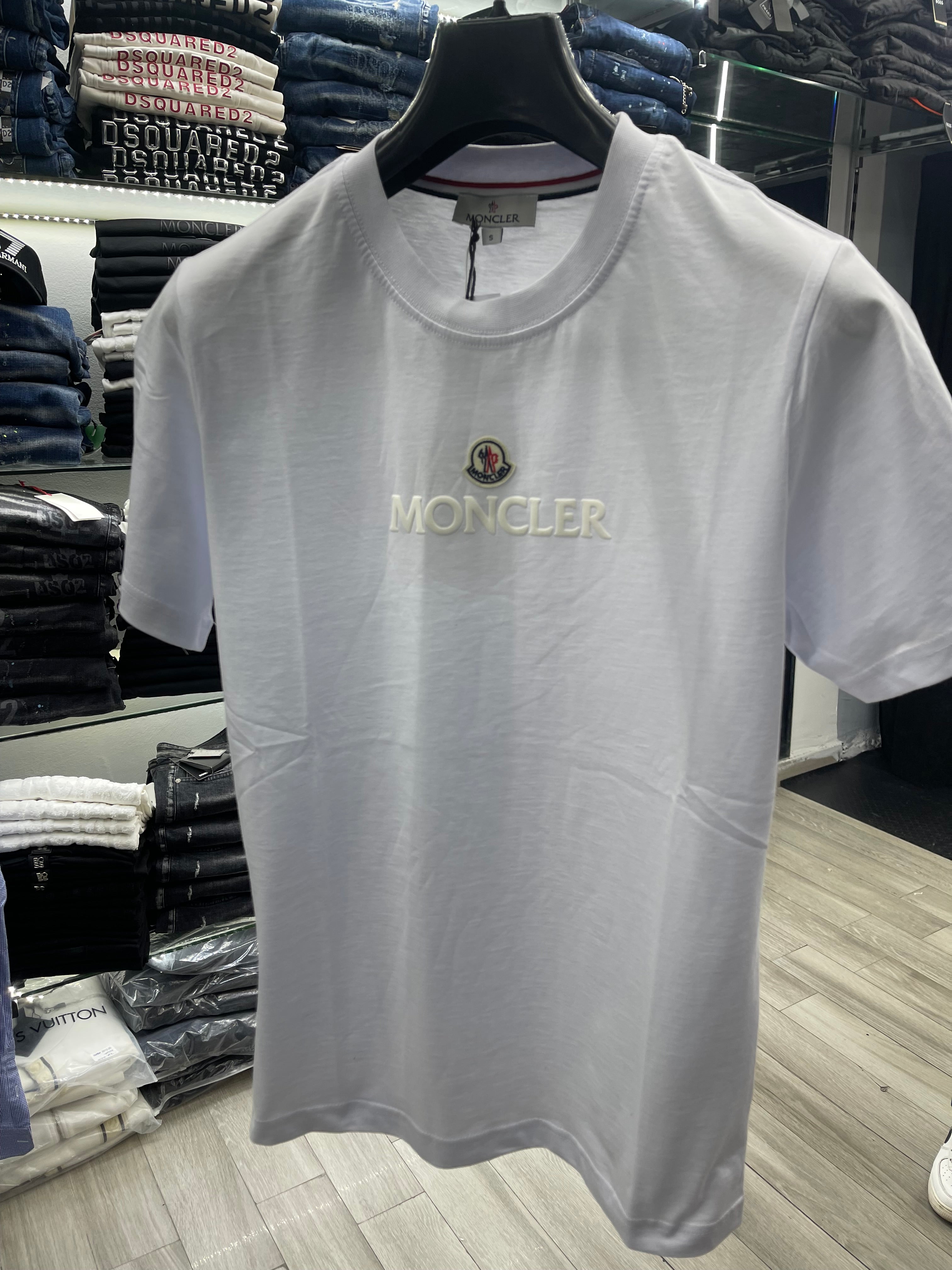 Moncler λευκό