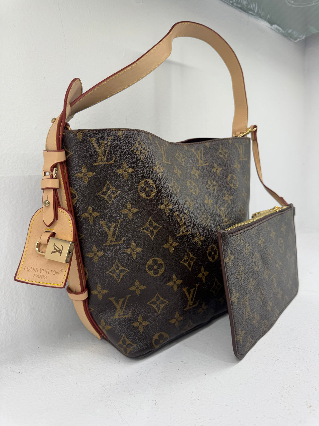 Τσάντα Louis Vuitton