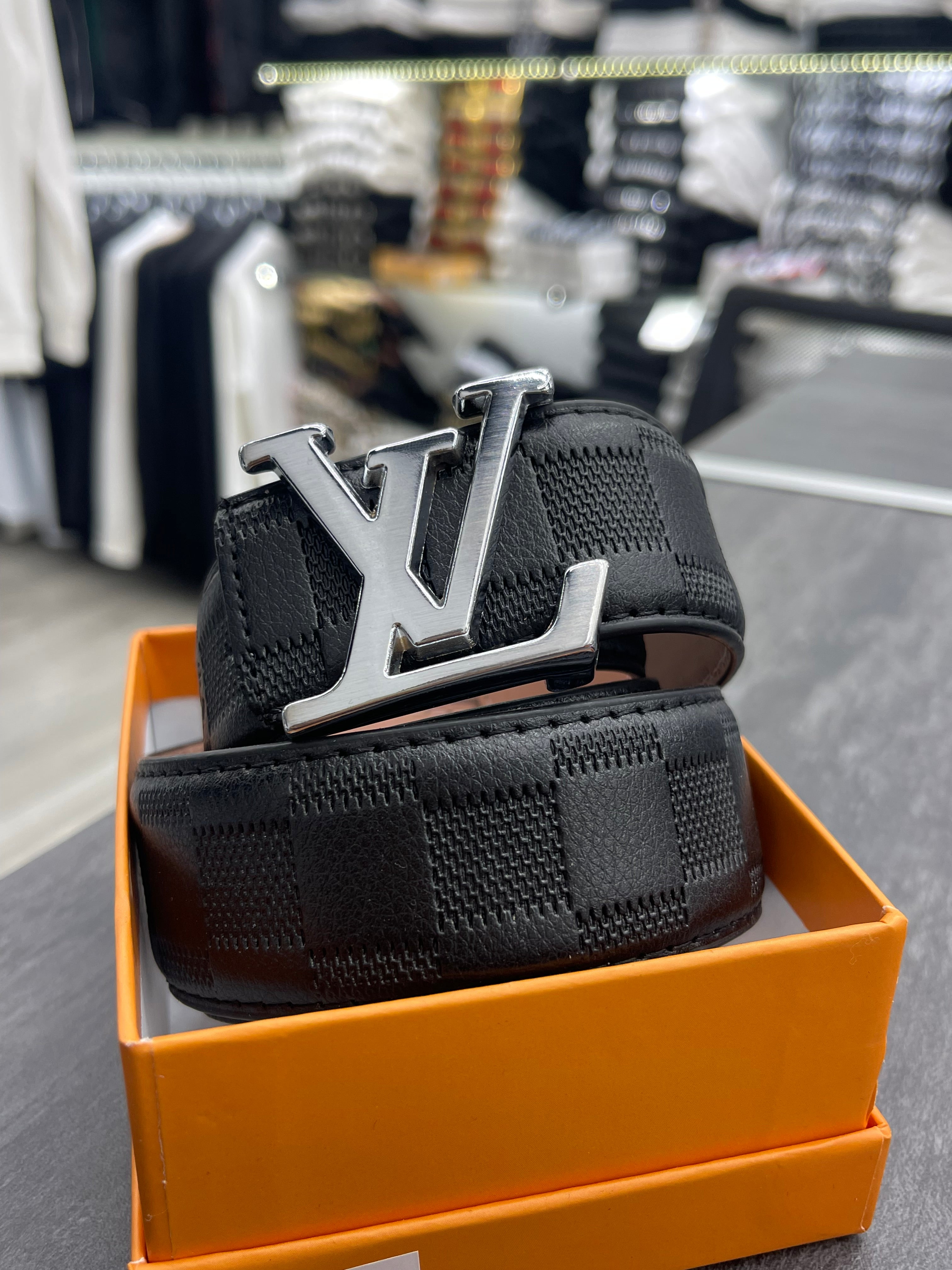 Louis Vuitton ζώνη