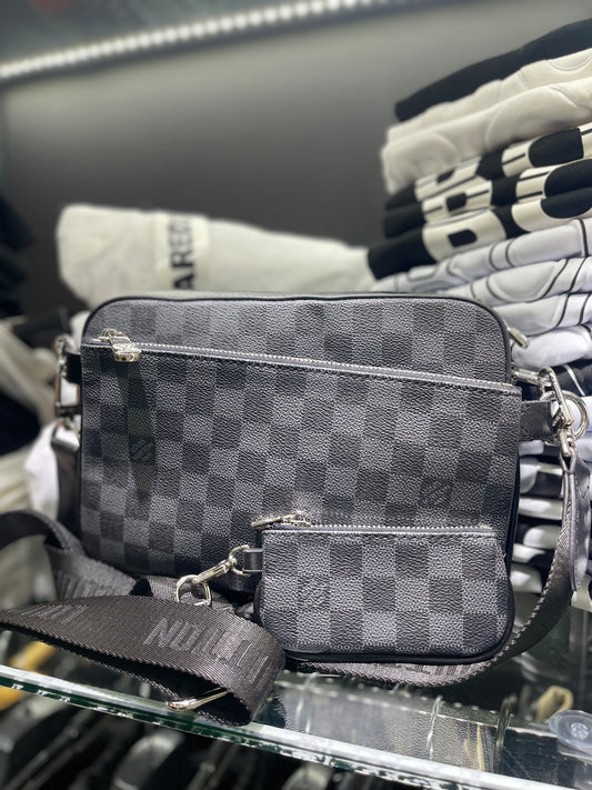 LOUIS VUITTON DAMIER