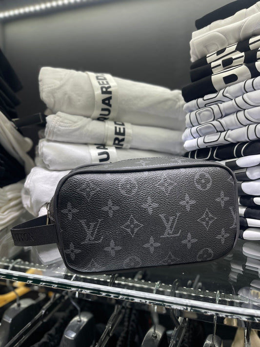 LOUIS VUITTON MONOGRAM