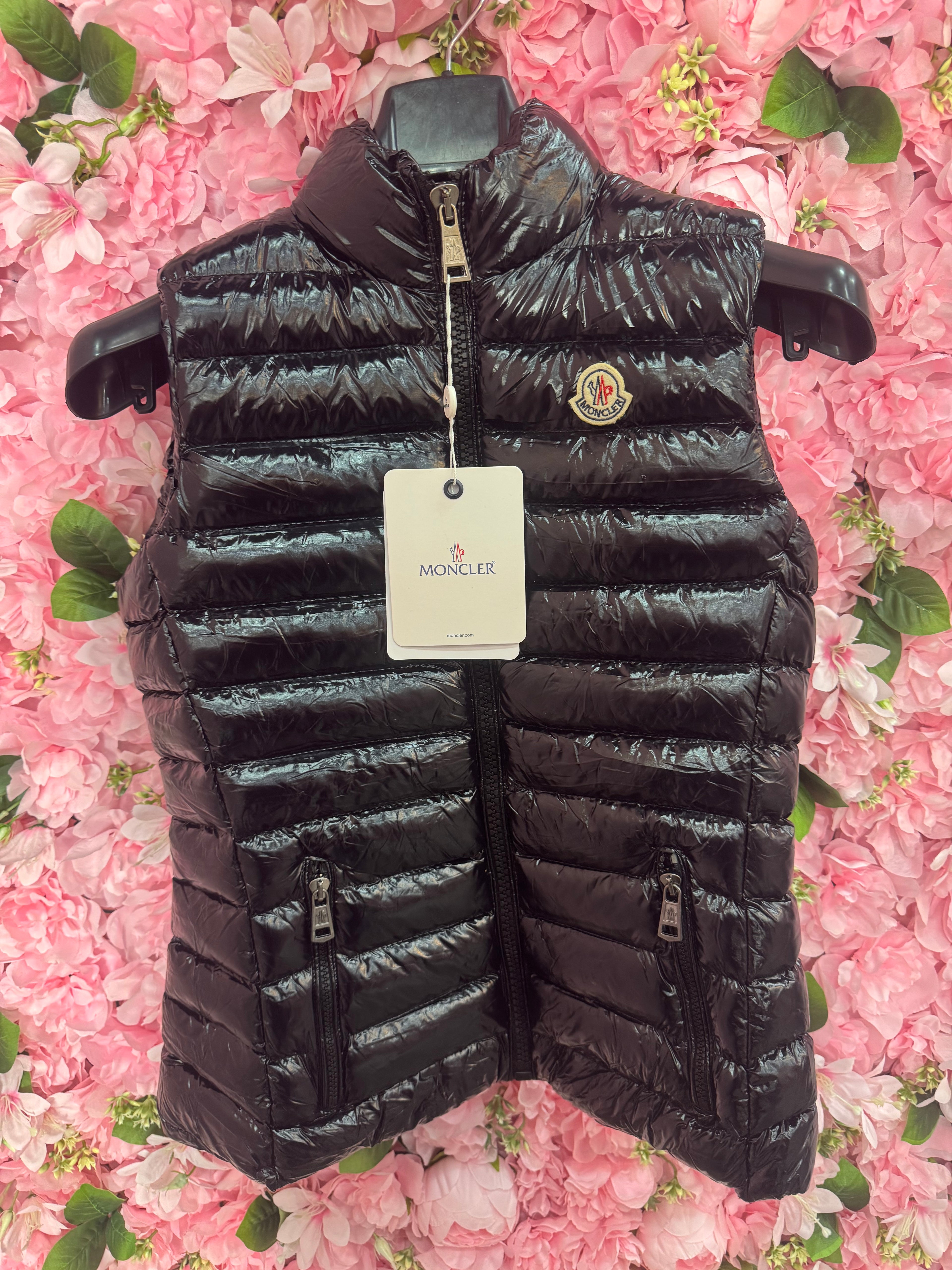 Moncler μαύρο γυαλιστερό