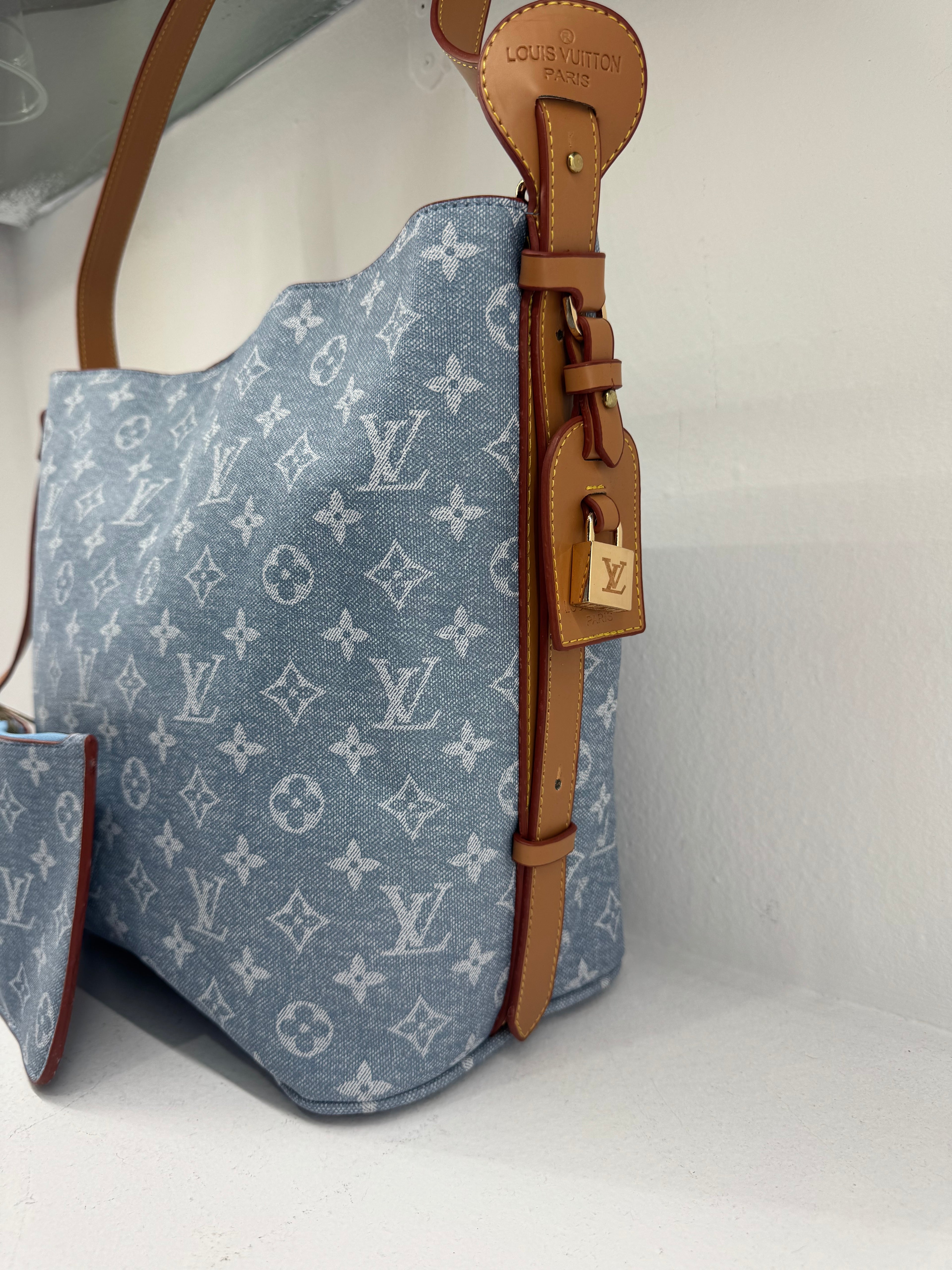 Τσάντα Louis Vuitton