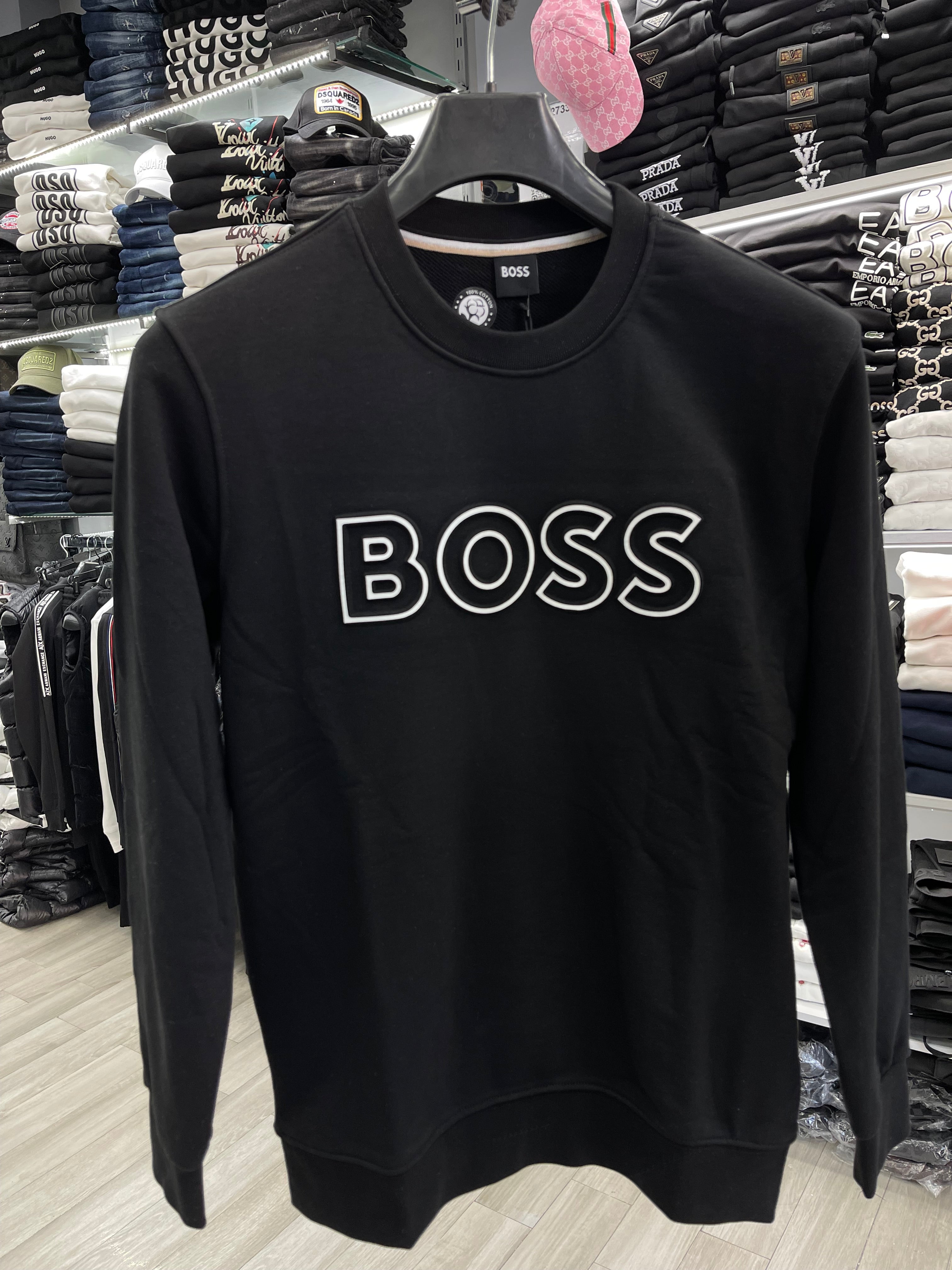 Boss μαύρο
