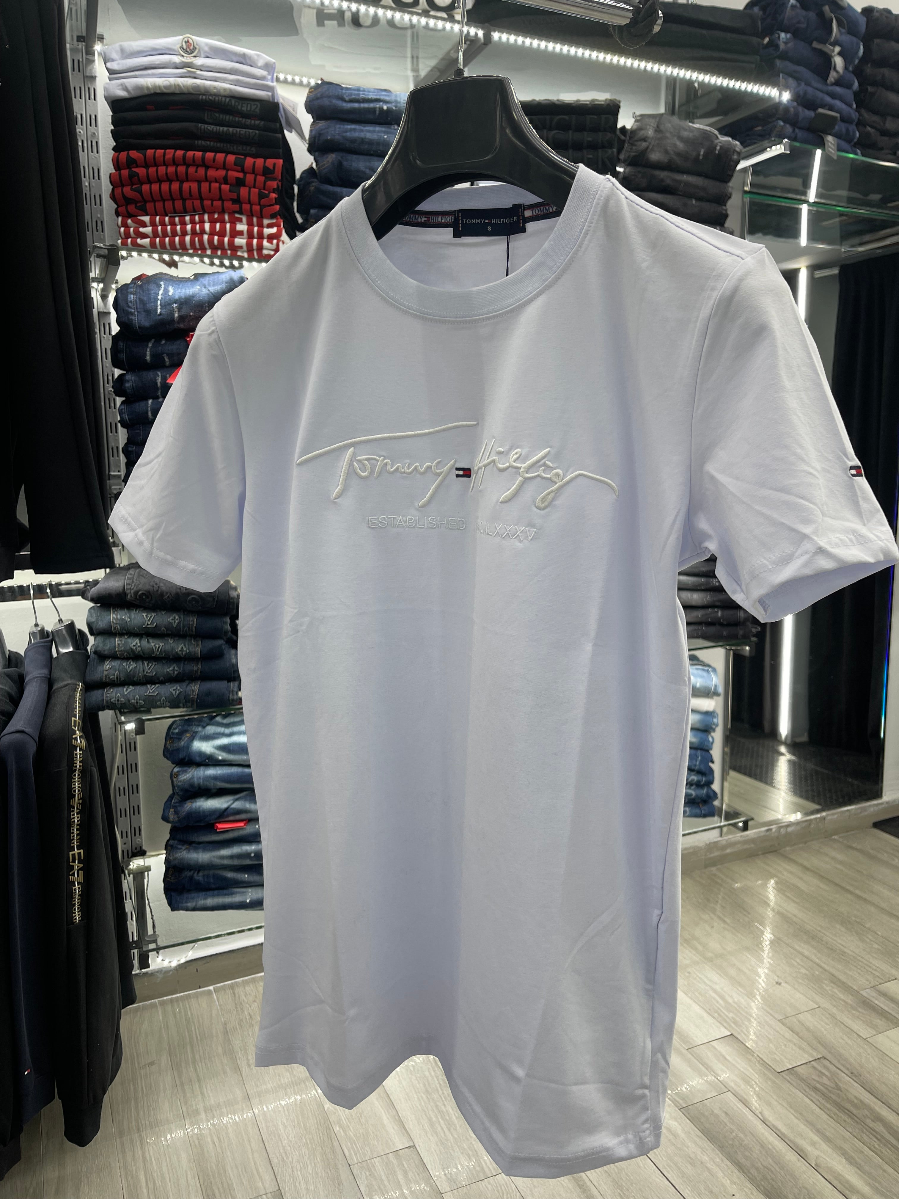 Tommy Hilfiger