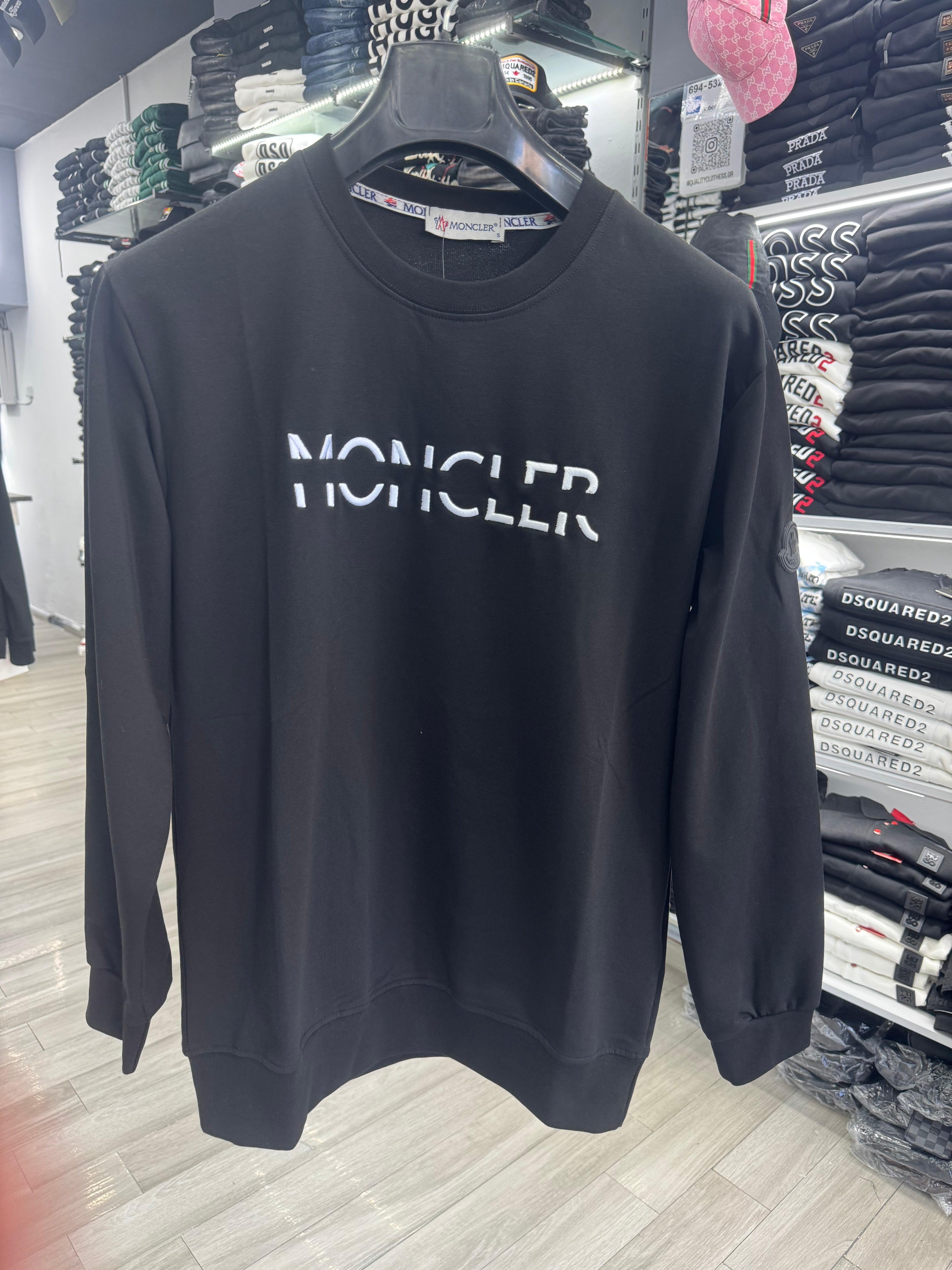 Moncler μαύρο