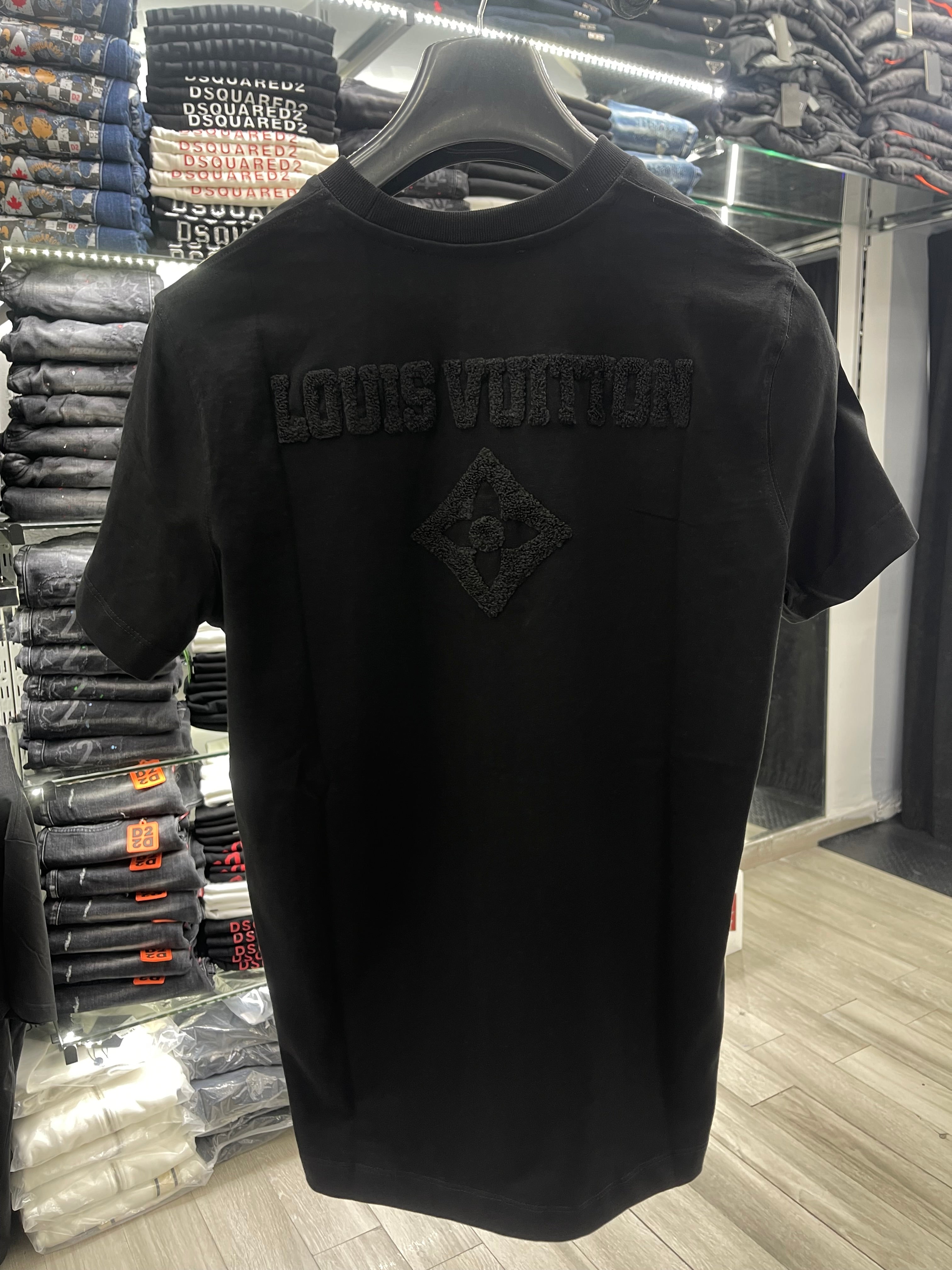 Louis Vuitton μαύρο