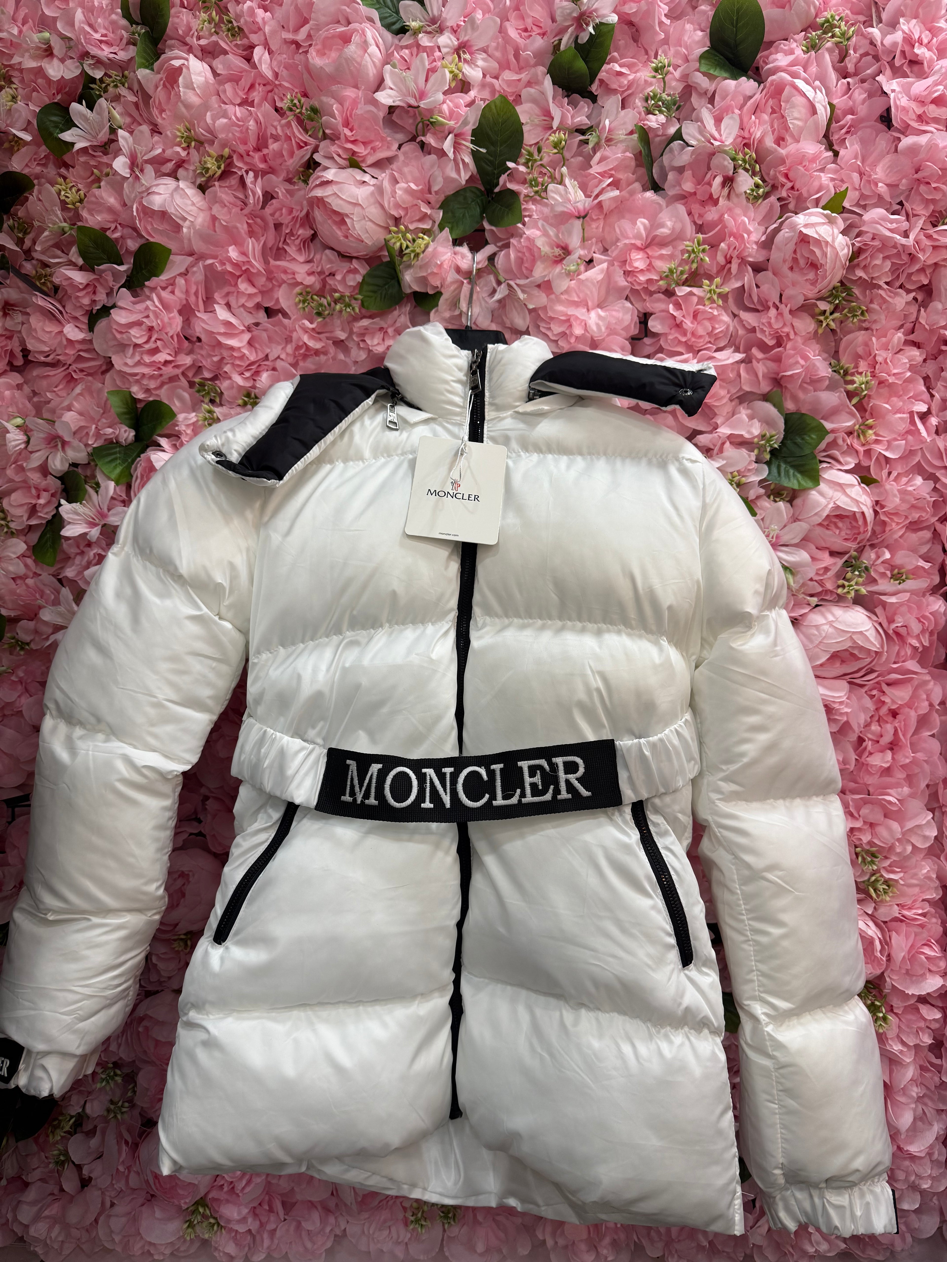 Μπουφάν Moncler
