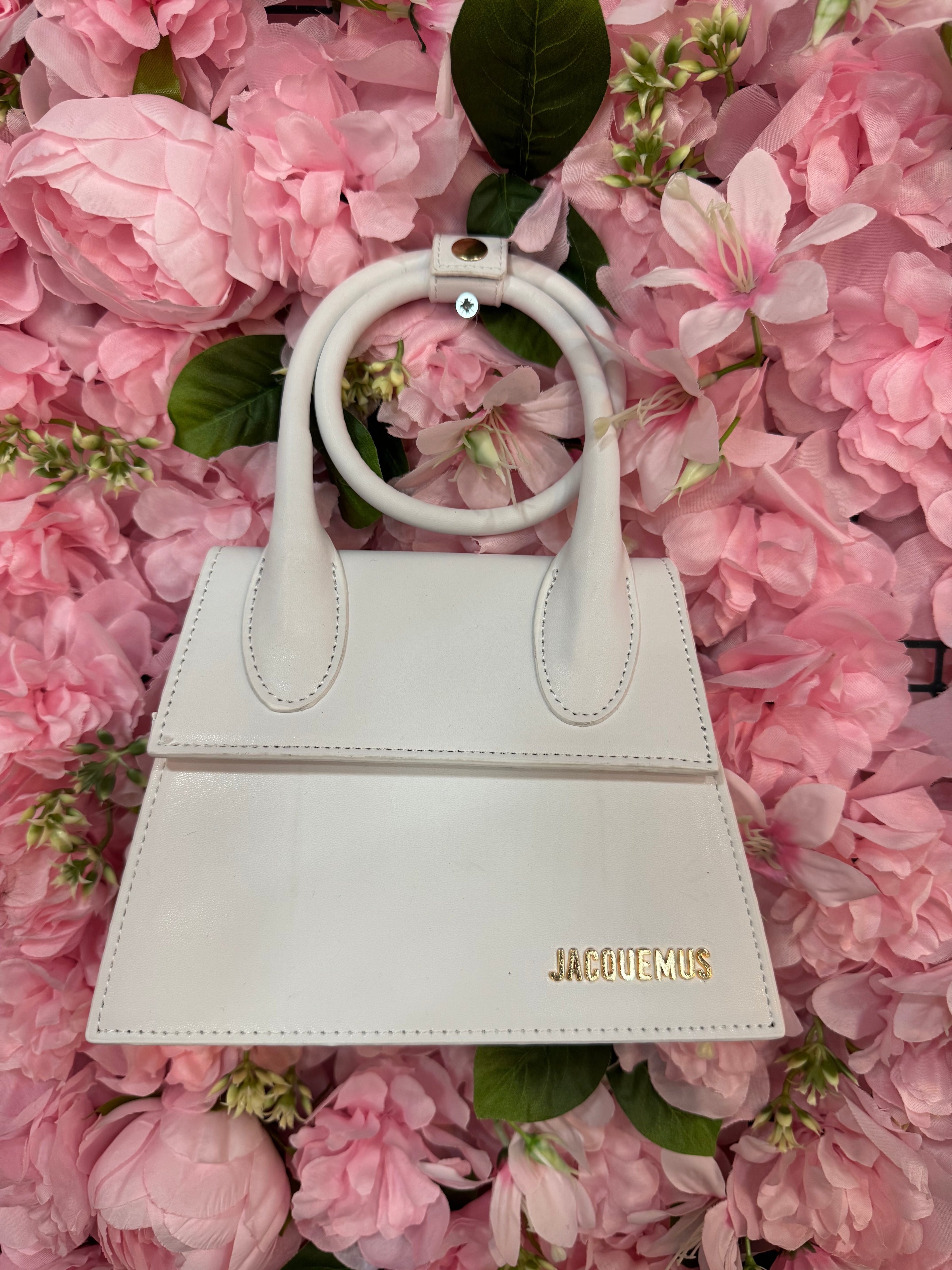 Jacquemus Le Chiquito Moyen