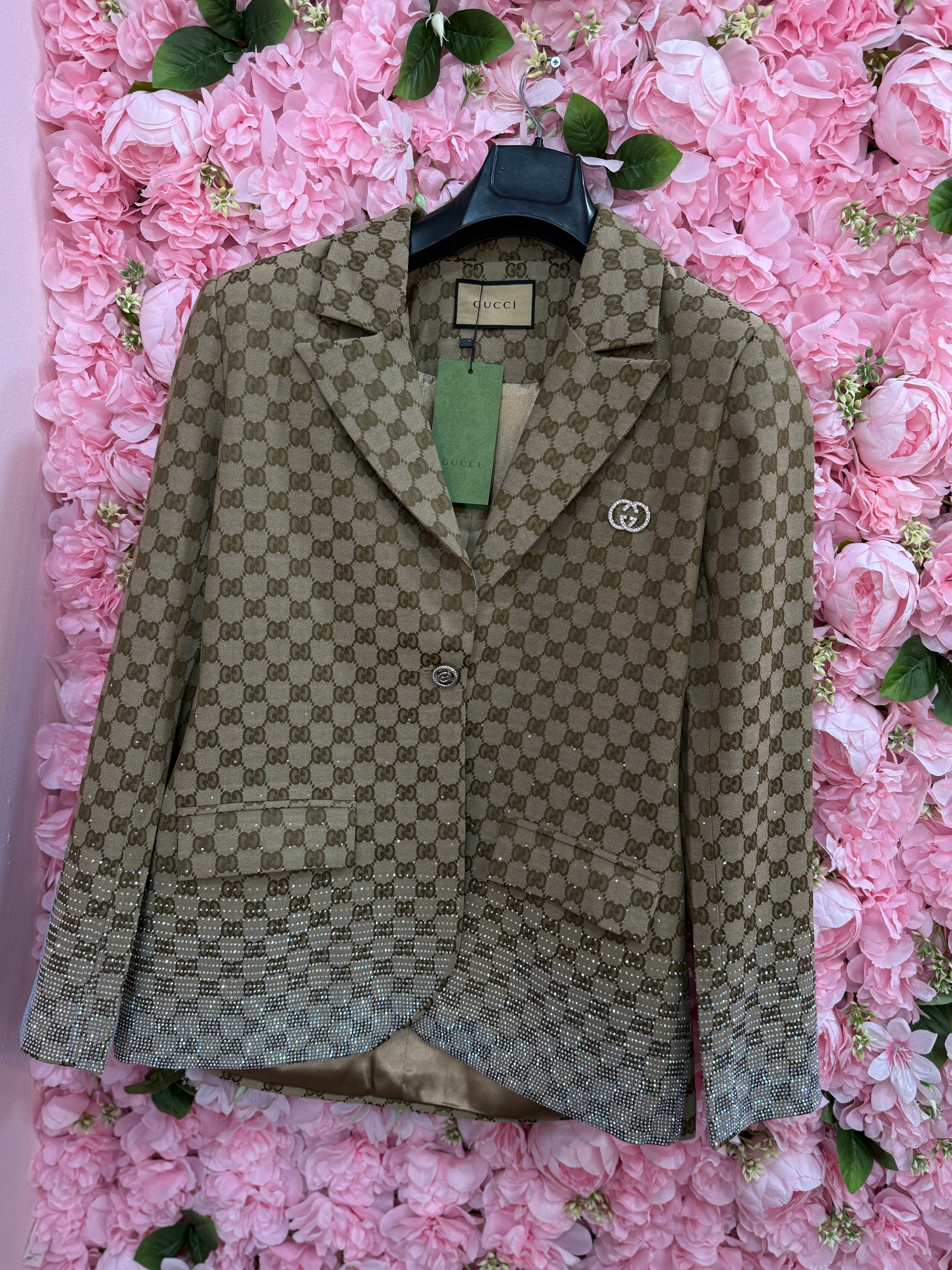 Κουστούμι Gucci