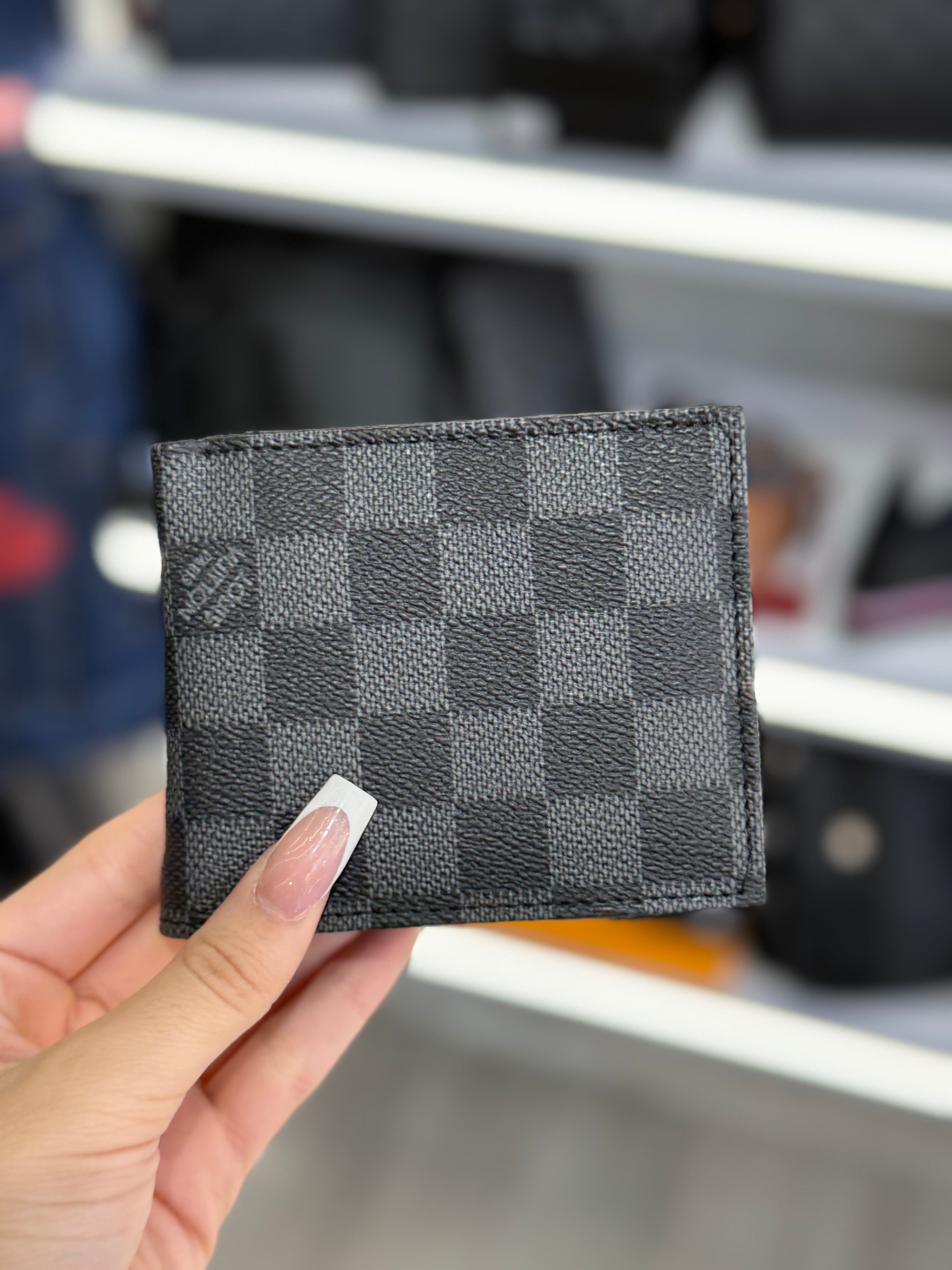 Louis Vuitton Damier