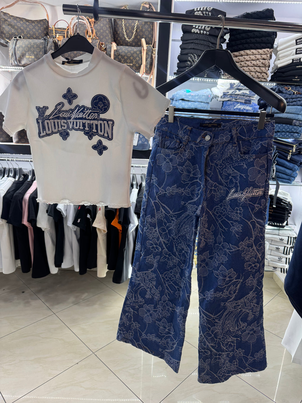 Σετ τζιν Louis Vuitton