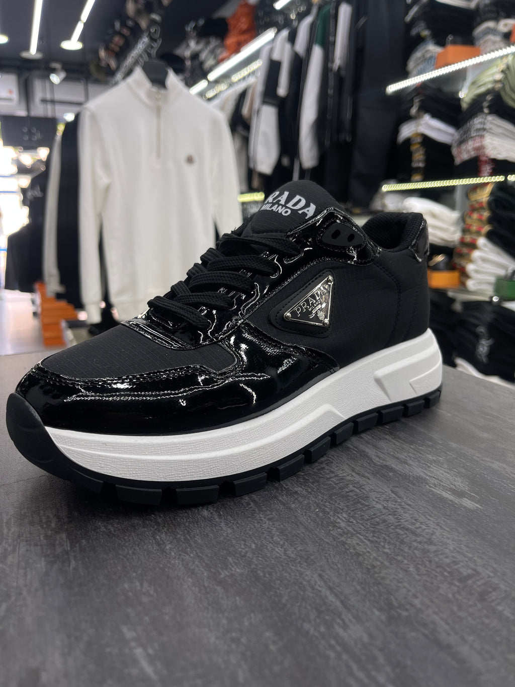 Prada μαύρο-λευκό